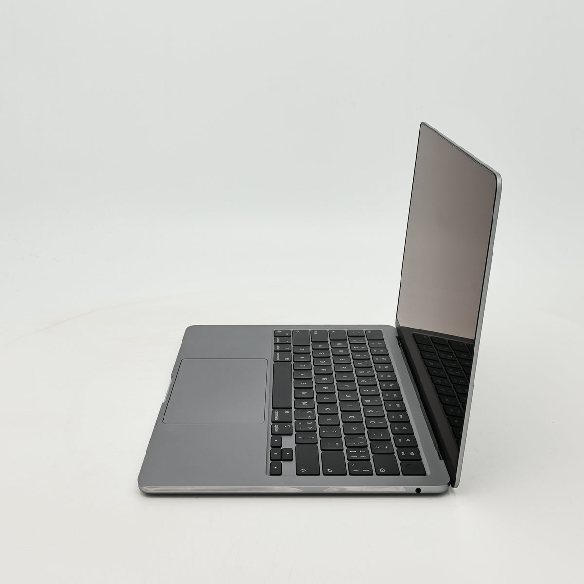 99新 Apple MacBook Air 22年 13寸 M2（8+8核） 8G RAM 256G SSD 深空灰色