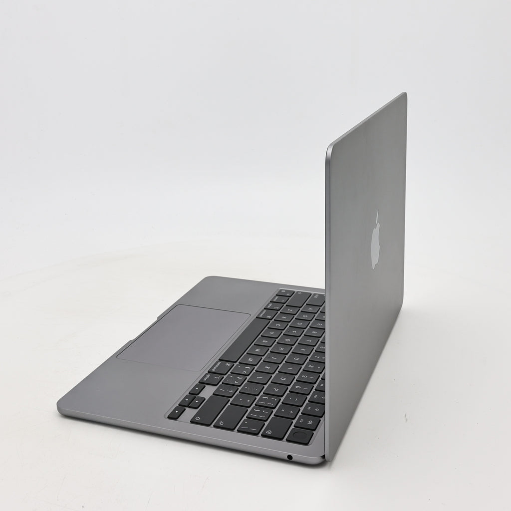 95新 Apple MacBook Air 22年 13寸 M2（8+8核） 8G RAM 256G SSD 深空灰色