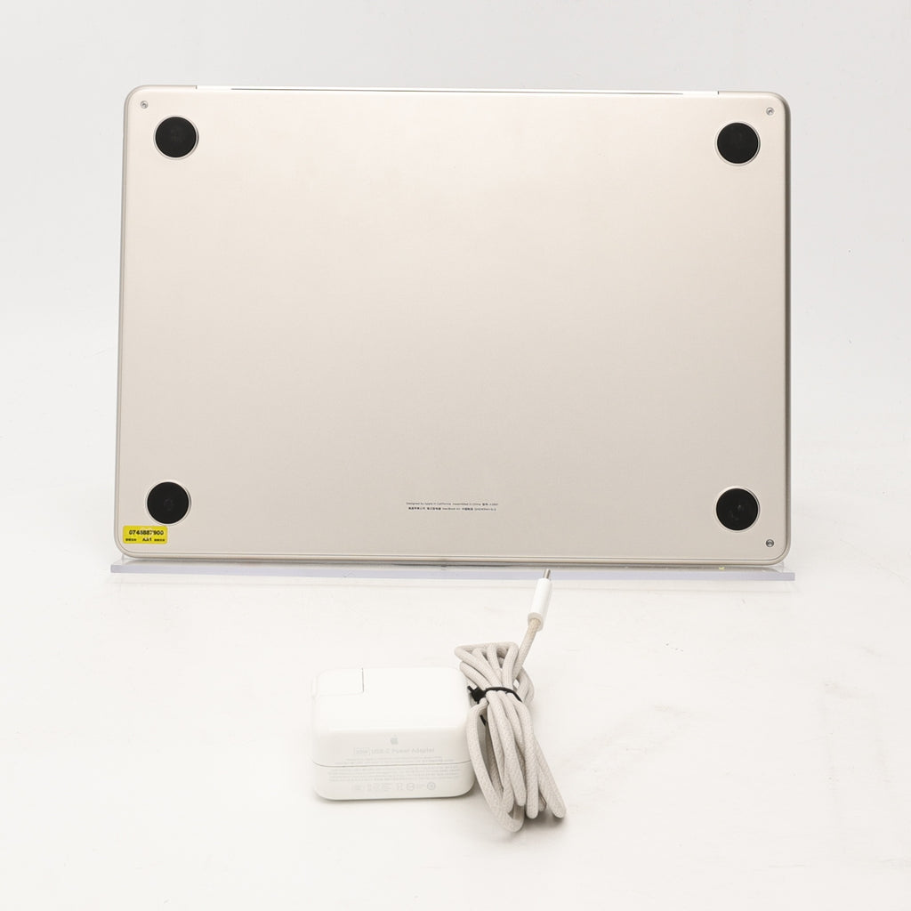 99新 Apple MacBook Air 22年 13寸 M2（8+8核） 8G RAM 256G SSD 星光色
