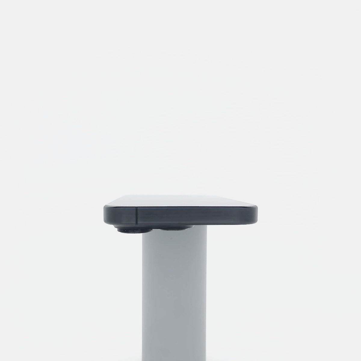 95新 Apple iPhone 16 Pro 128G 黑色鈦金屬 中國大陸版