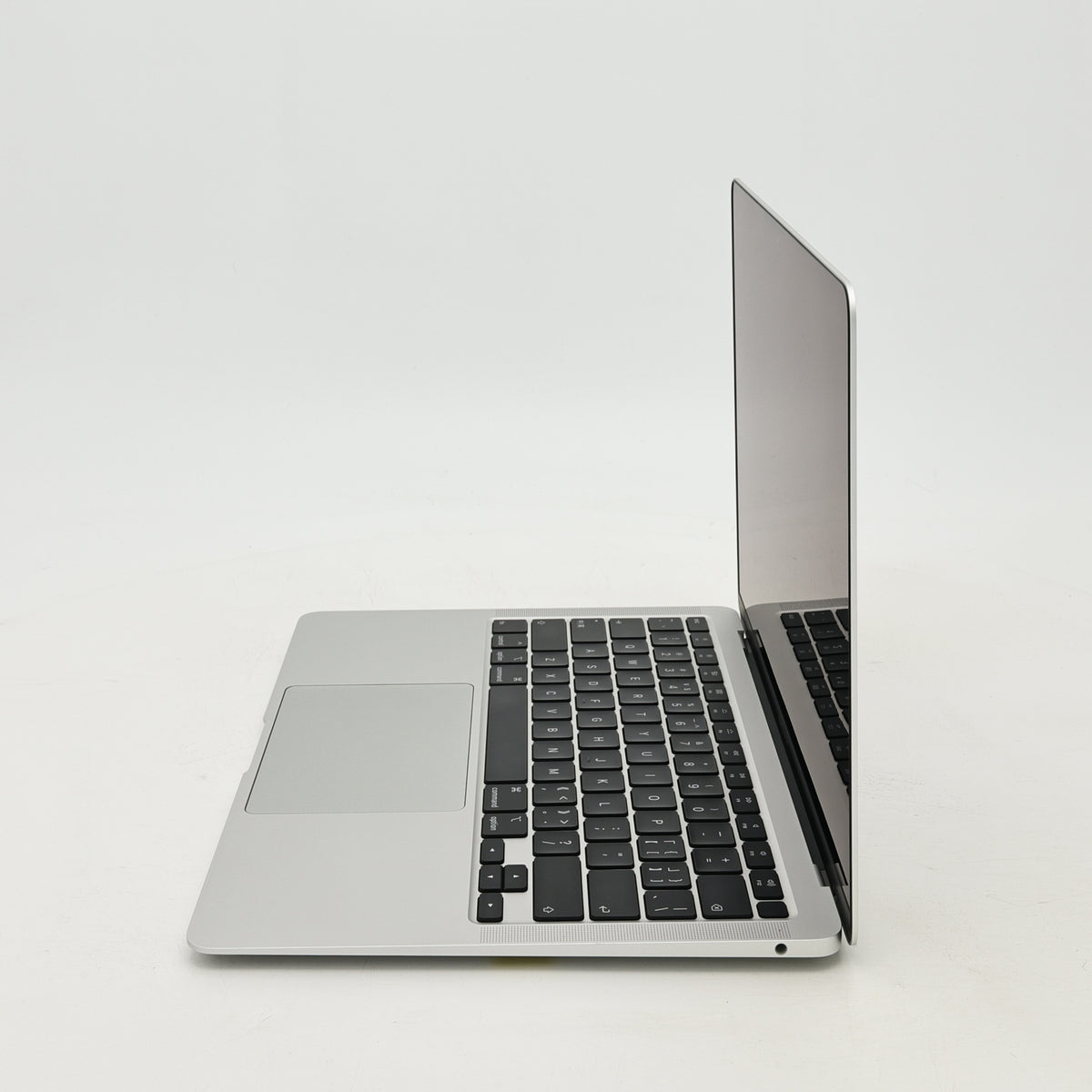 95新 Apple MacBook Air 20年 13寸 i3 1.1G 8G RAM 256G SSD 銀色