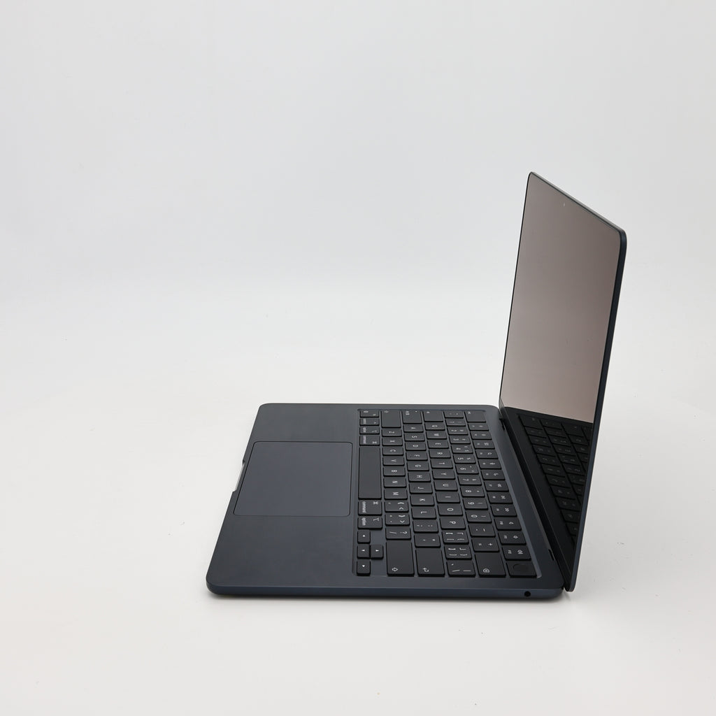 99新 Apple MacBook Air 24年 13寸 M3（8+8核） 8G RAM 256G SSD 午夜色