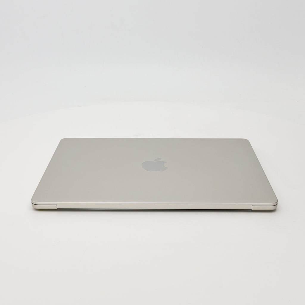 95新 Apple MacBook Air 22年 13寸 M2（8+8核） 8G RAM 256G SSD 星光色