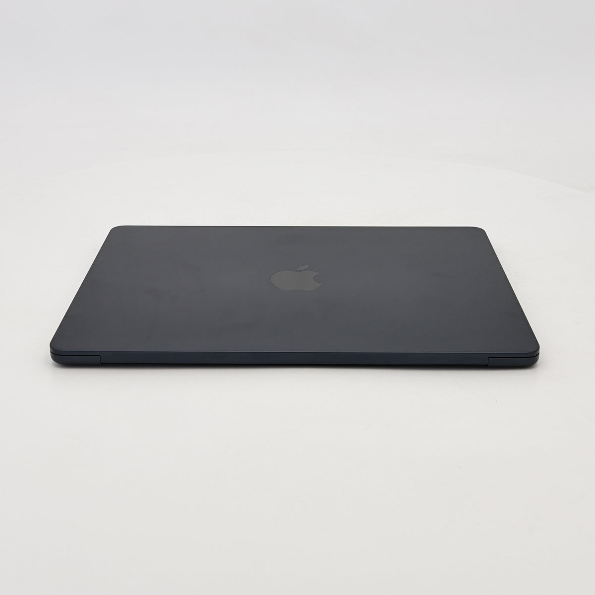 95新 Apple MacBook Air 22年 13寸 M2（8+8核） 8G RAM 256G SSD 午夜色