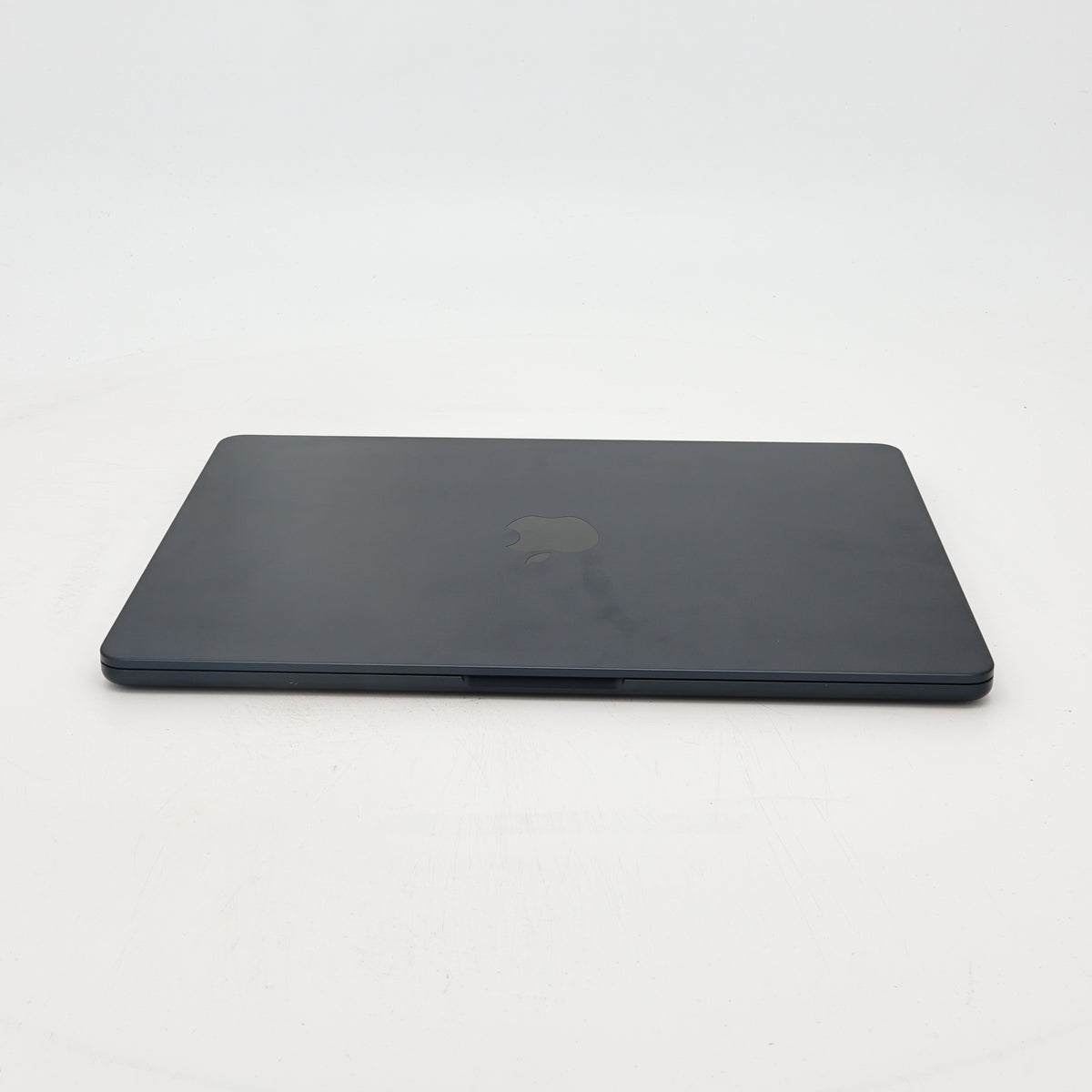 95新 Apple MacBook Air 22年 13寸 M2（8+8核） 16G RAM 256G SSD 午夜色