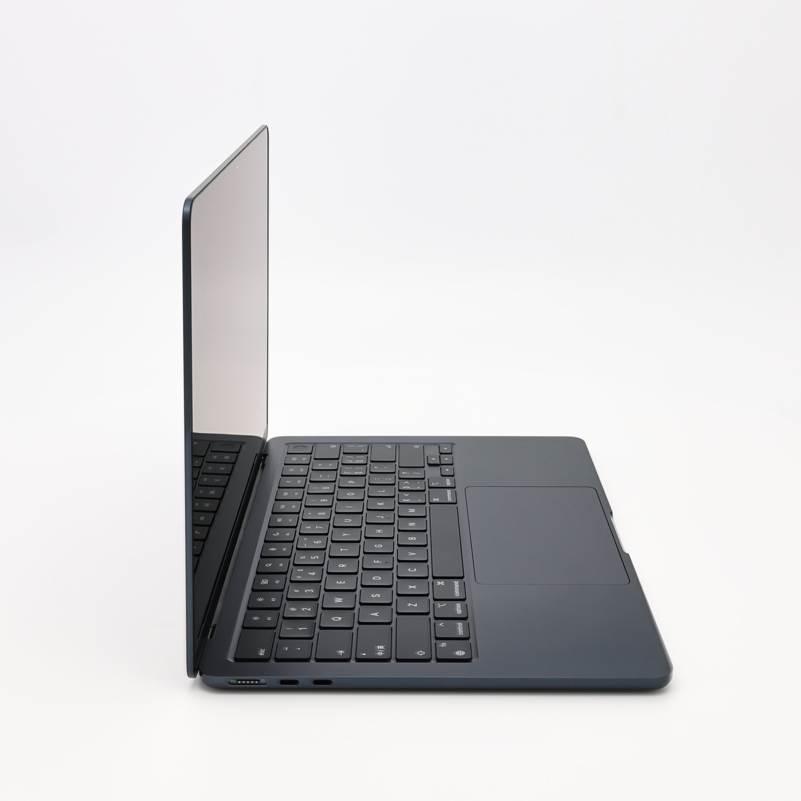 95新 Apple MacBook Air 22年 13寸 M2（8+8核） 16G RAM 256G SSD 午夜色