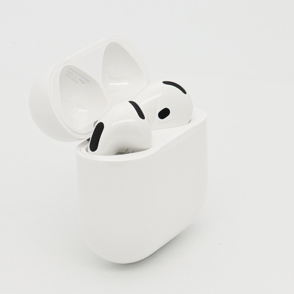 99新 Apple AirPods 5 白色