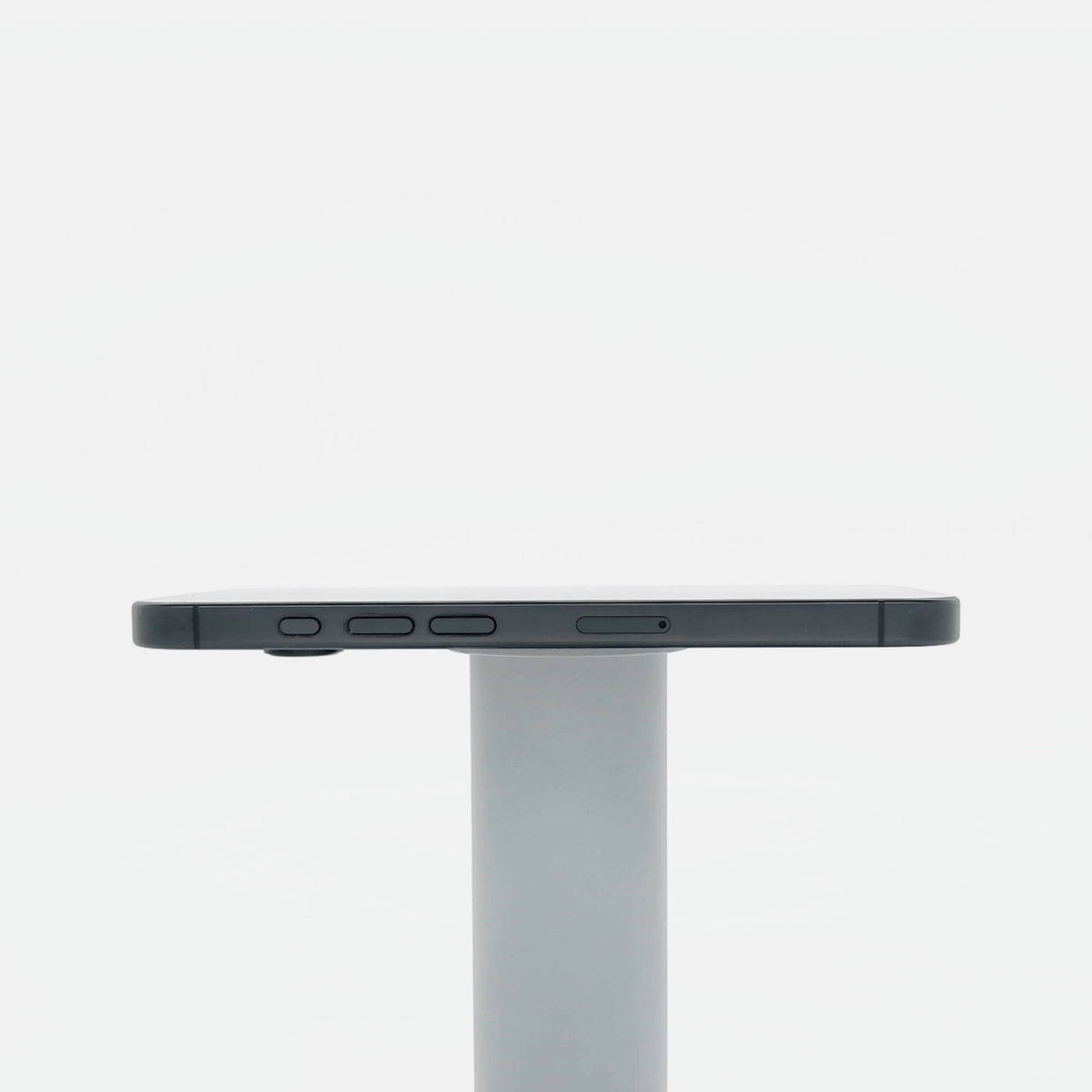 95新 Apple iPhone 16 Pro 128G 黑色鈦金屬 中國大陸版