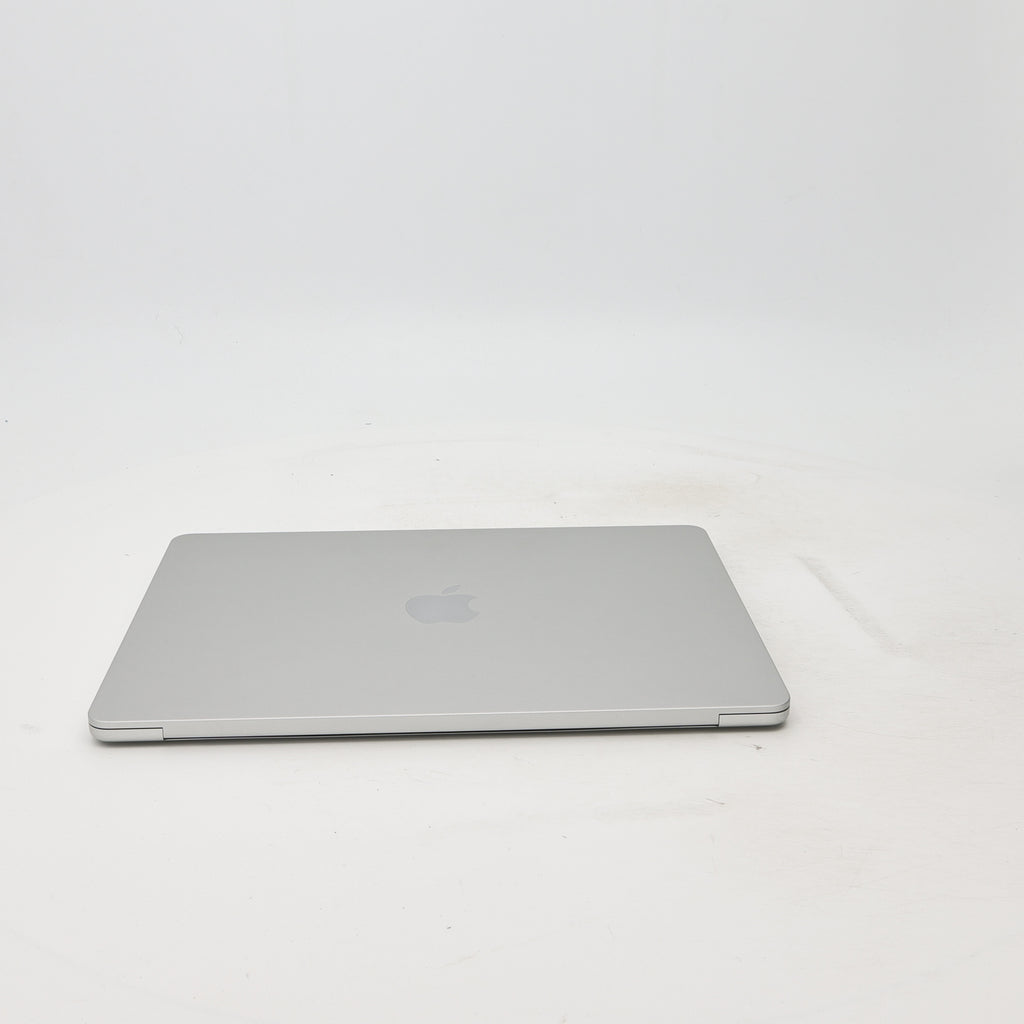 95新 Apple MacBook Air 22年 13寸 M2（8+8核） 8G RAM 512G SSD 銀色