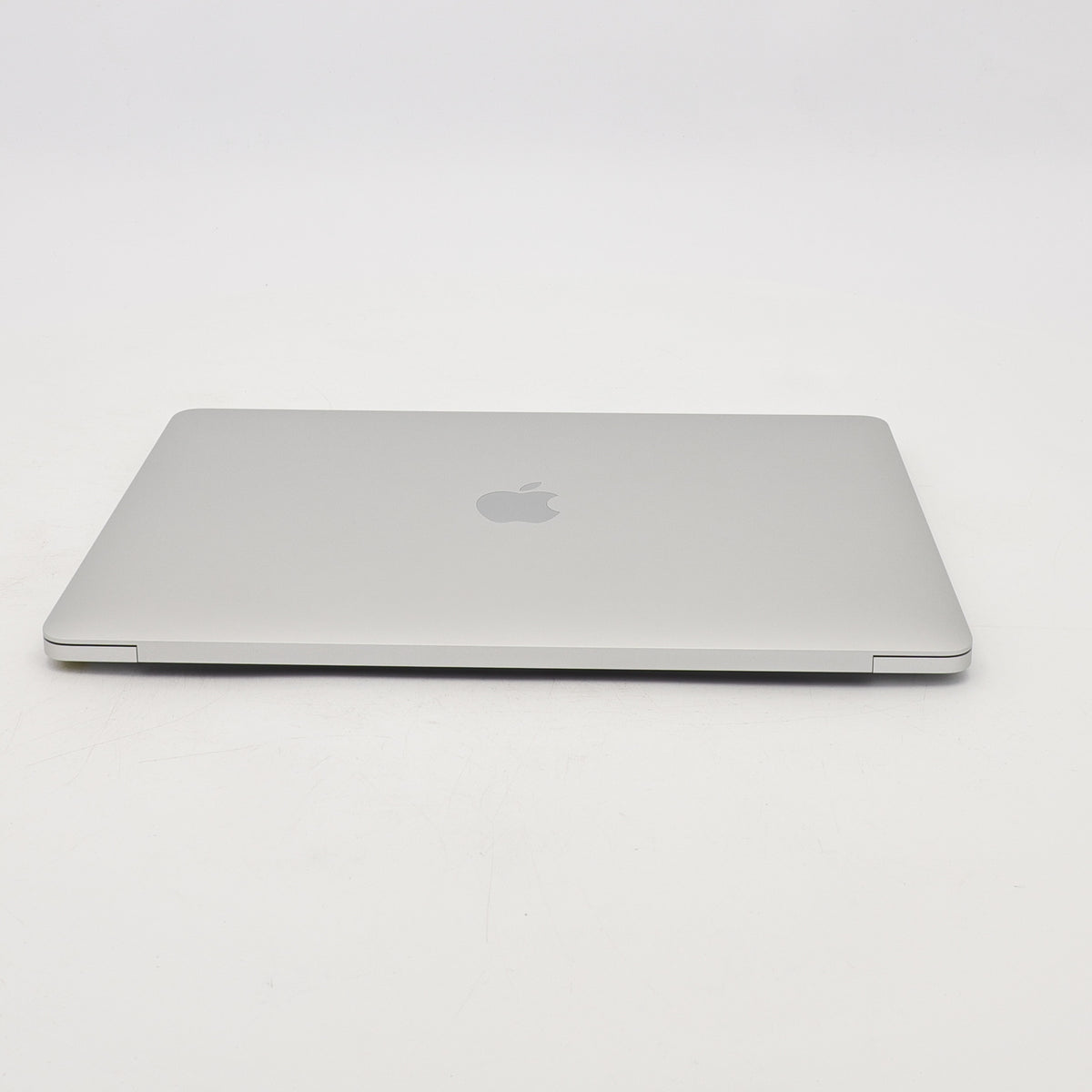 95新 Apple MacBook Pro 22年 13寸 M2（8+10核） 8G RAM 512G SSD 銀色