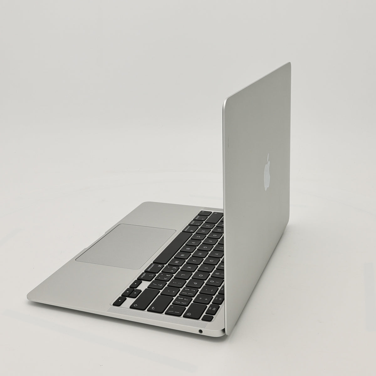 95新 Apple MacBook Air 20年 13寸 i5 1.1G 8G RAM 512G SSD 銀色