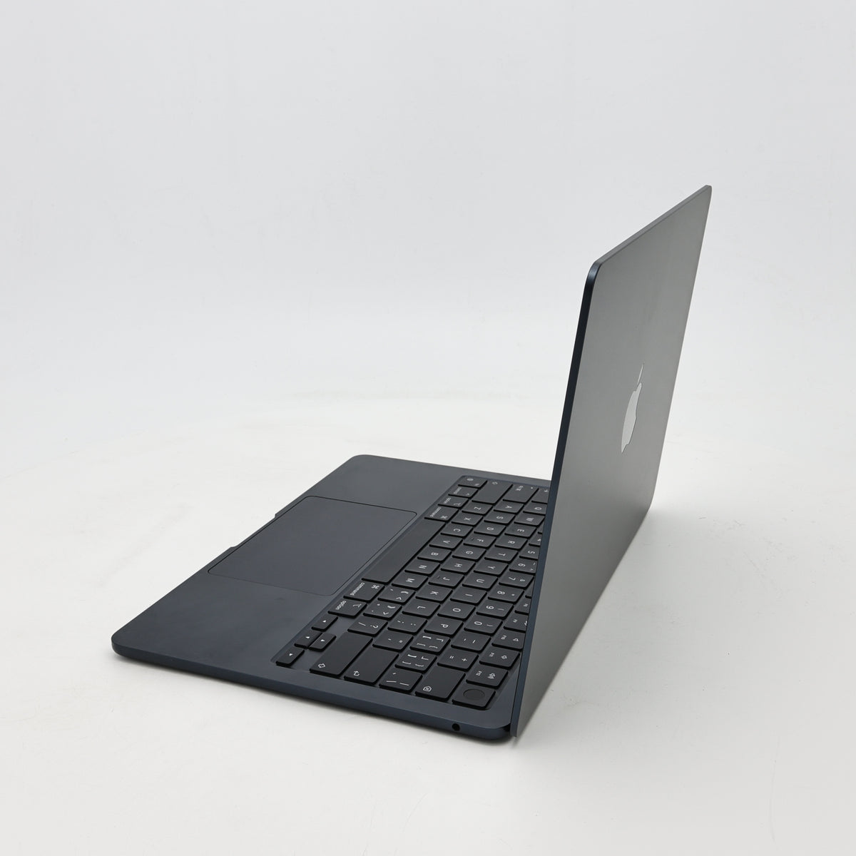 95新 Apple MacBook Air 22年 13寸 M2（8+10核） 8G RAM 512G SSD 午夜色