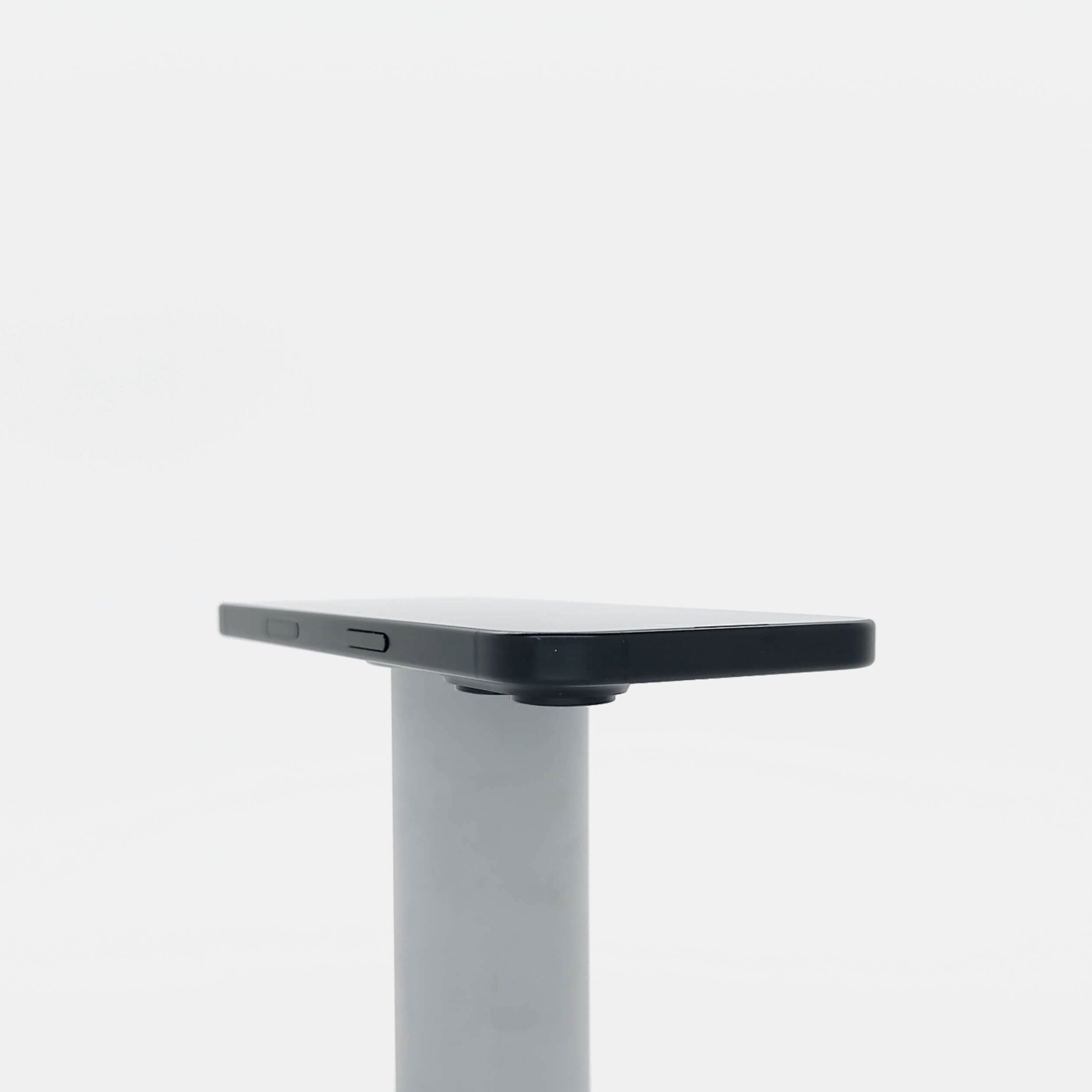 95新 Apple iPhone 16 128G 黑色 中國大陸版