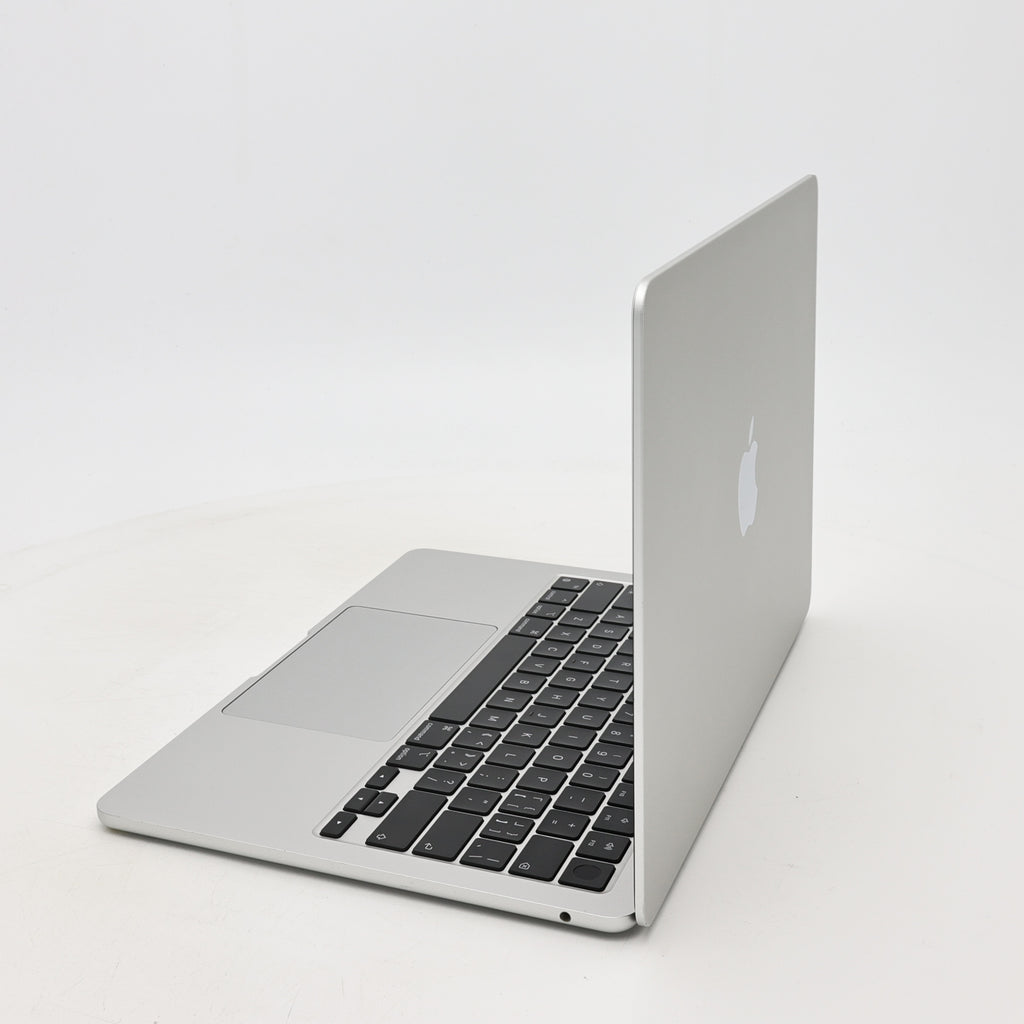 95新 Apple MacBook Air 22年 13寸 M2（8+8核） 8G RAM 512G SSD 銀色