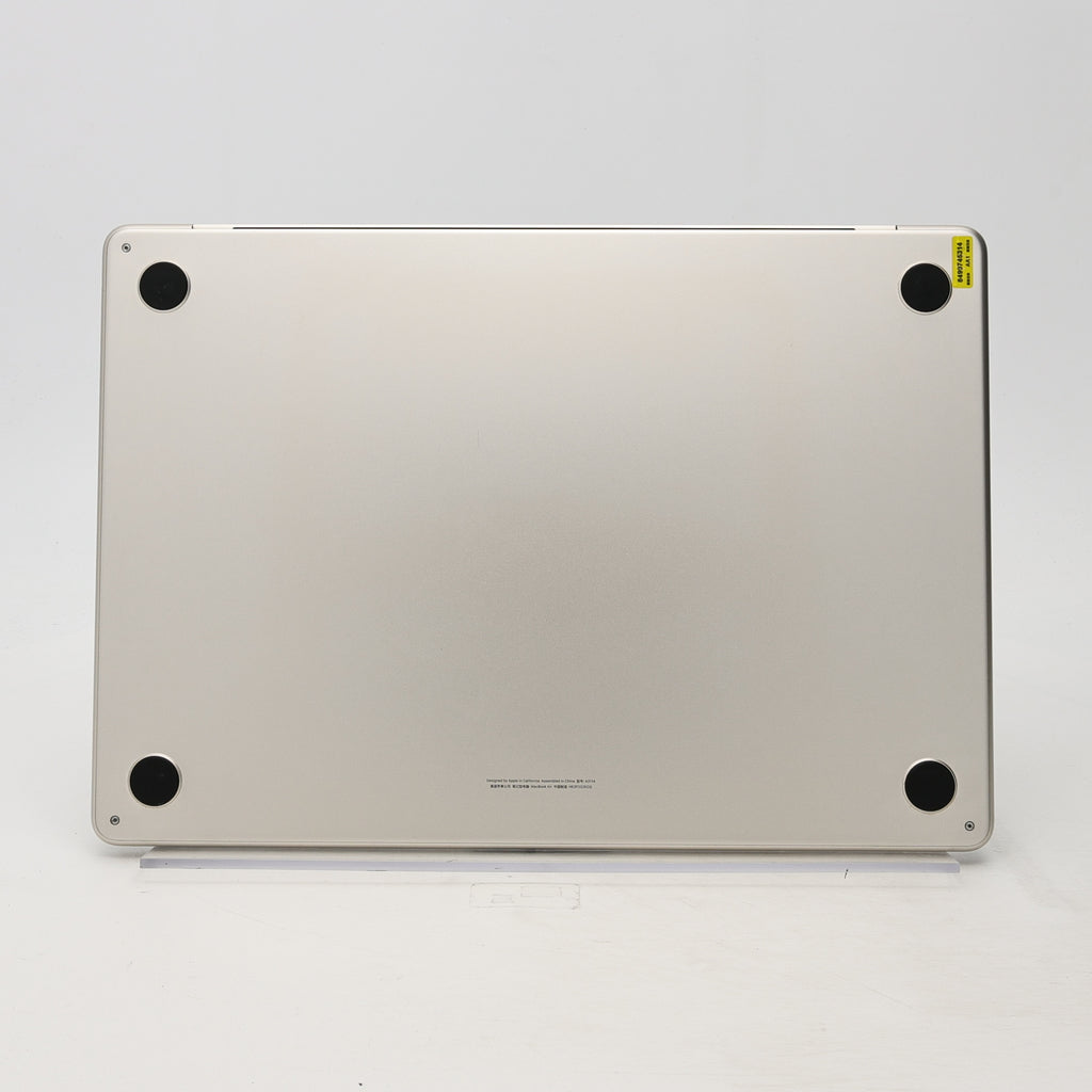 95新 Apple MacBook Air 24年 15寸 M3（8+10核） 8G RAM 256G SSD 銀色