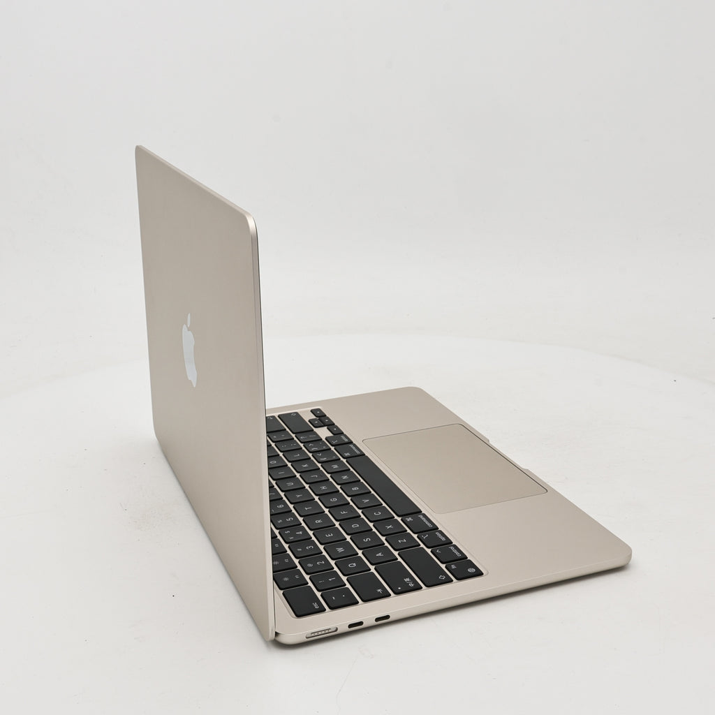 95新 Apple MacBook Air 22年 13寸 M2（8+10核） 16G RAM 256G SSD 星光色