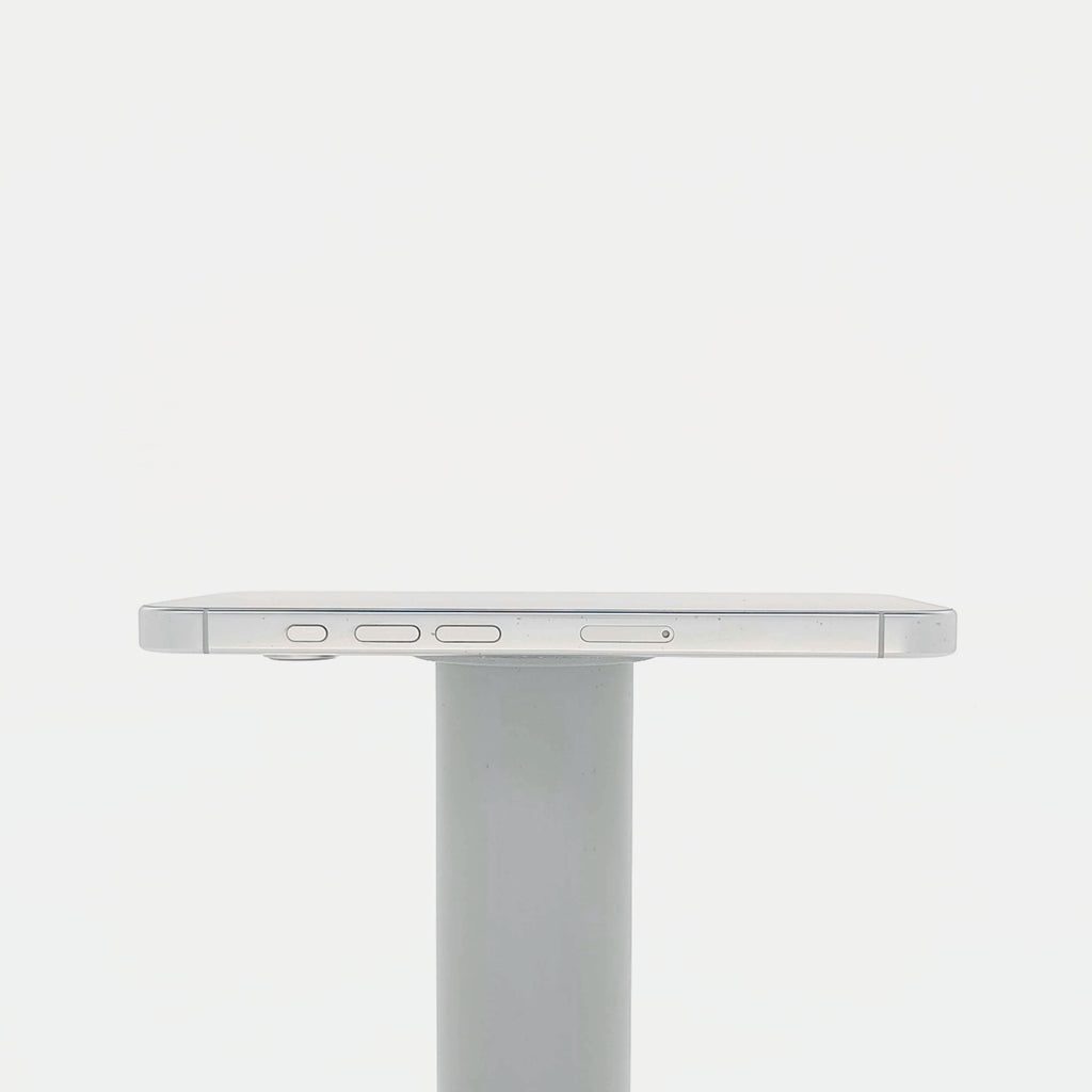 95新 Apple iPhone 16 Pro 128G 白色鈦金屬 中國大陸版