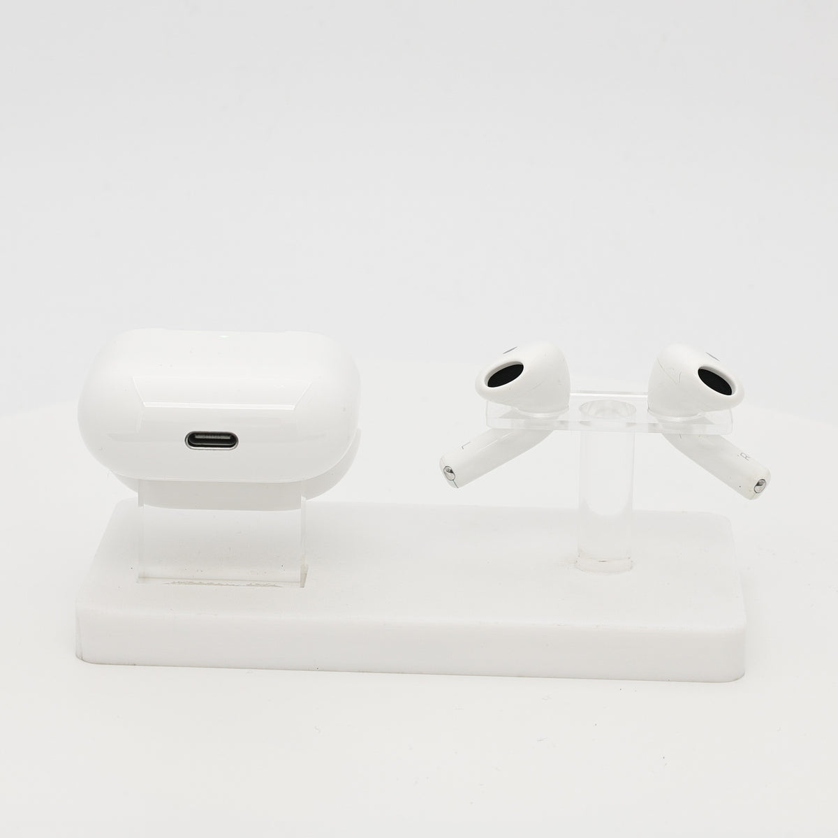 99新 Apple AirPods 4 (不支持主動降噪) 白色