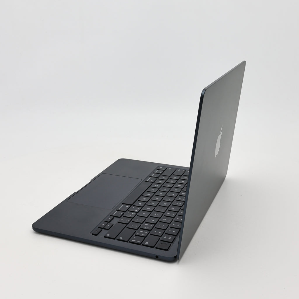 95新 Apple MacBook Air 22年 13寸 M2（8+10核） 16G RAM 256G SSD 午夜色