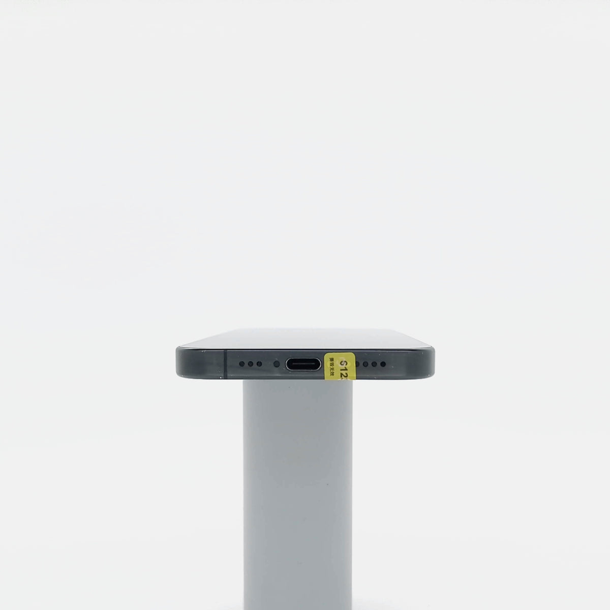 95新 Apple iPhone 16 Pro 128G 黑色鈦金屬 中國大陸版