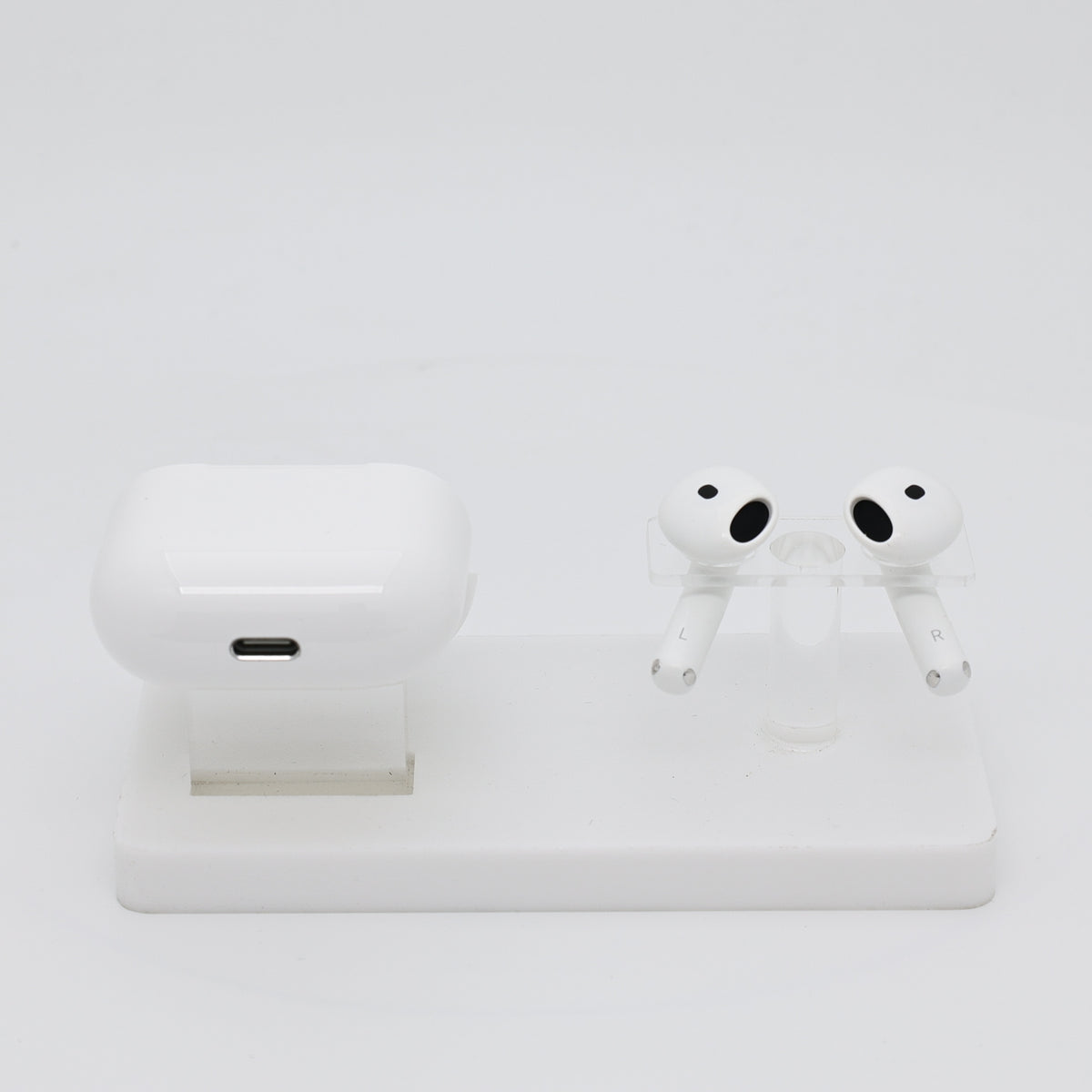 99新 Apple AirPods 5 白色