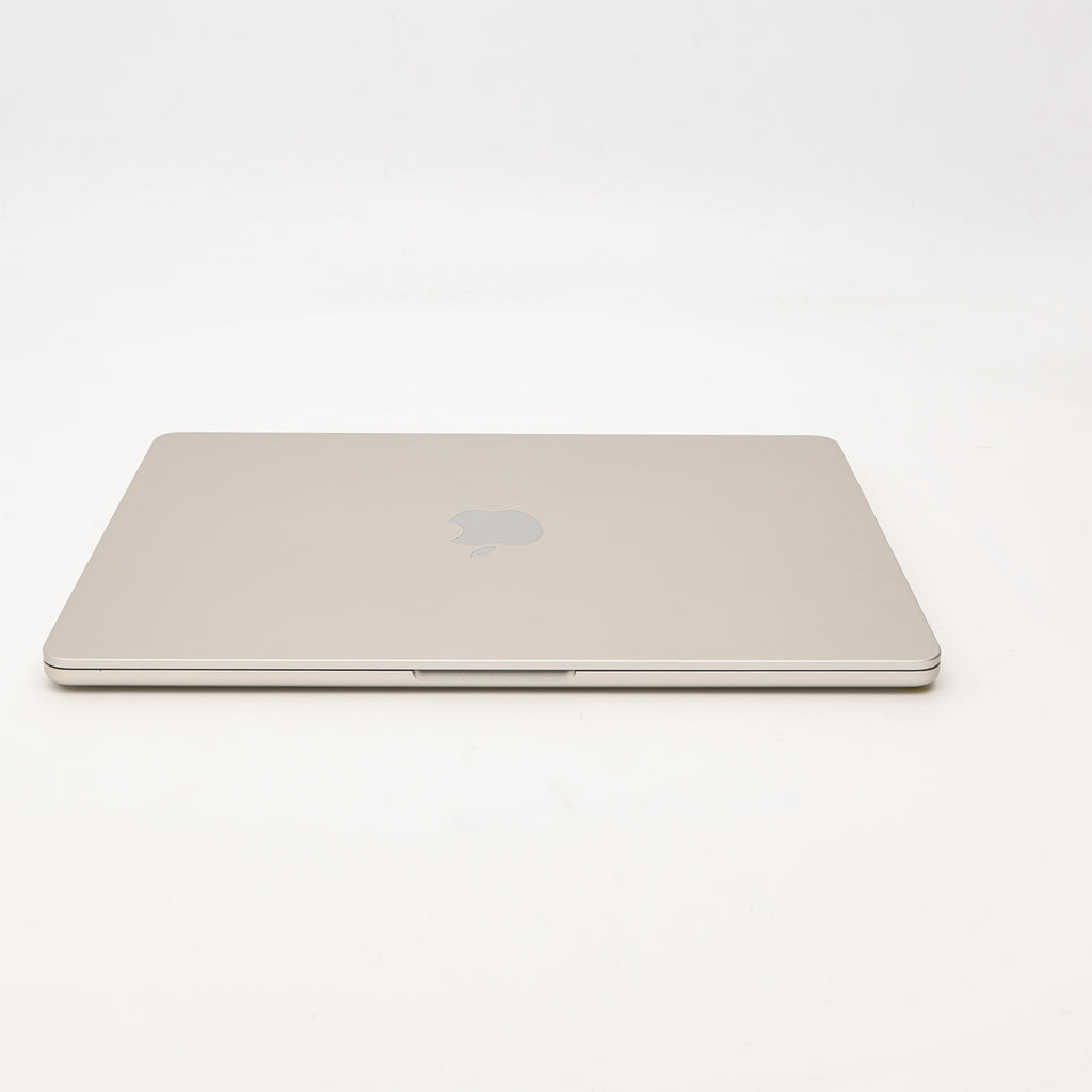 95新 Apple MacBook Air 24年 13寸 M3（8+8核） 8G RAM 256G SSD 星光色