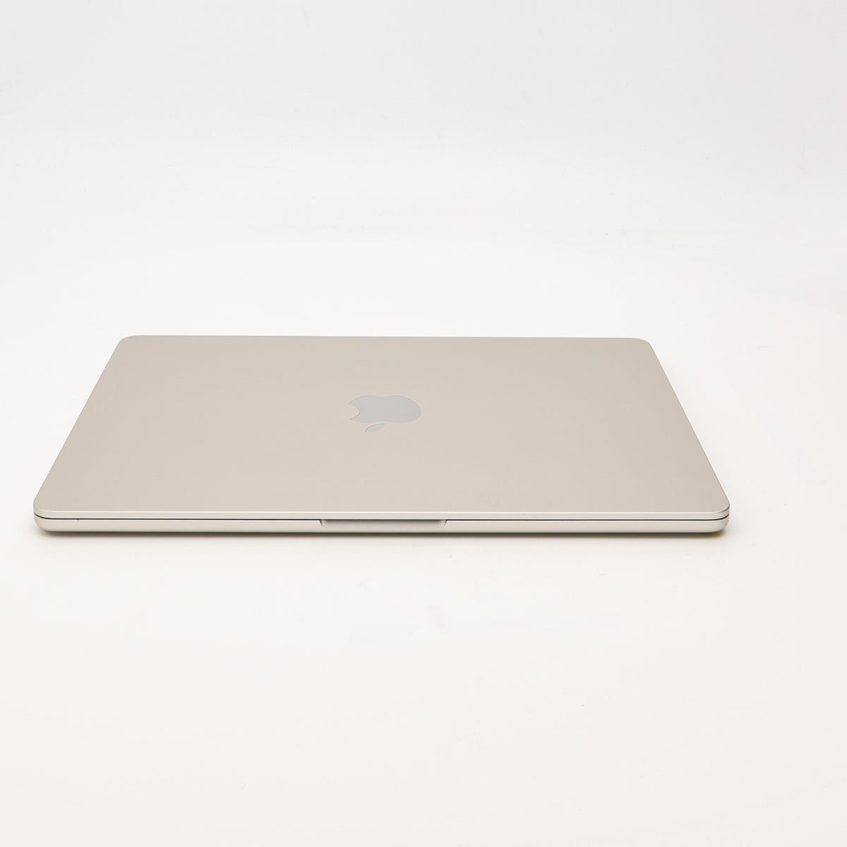 95新 Apple MacBook Air 24年 13寸 M3（8+8核） 8G RAM 256G SSD 星光色