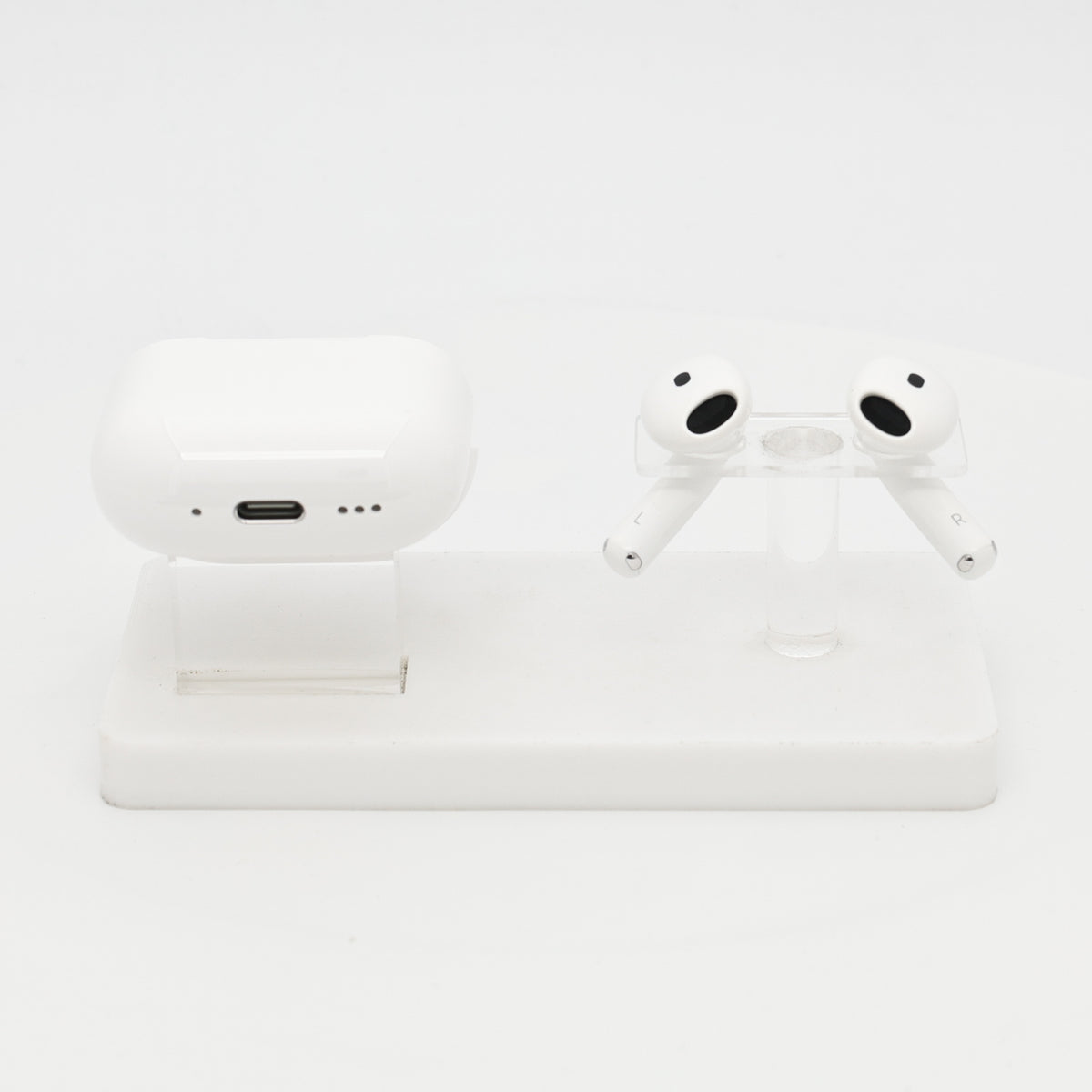 99新 Apple AirPods 4 (支持主動降噪) 白色