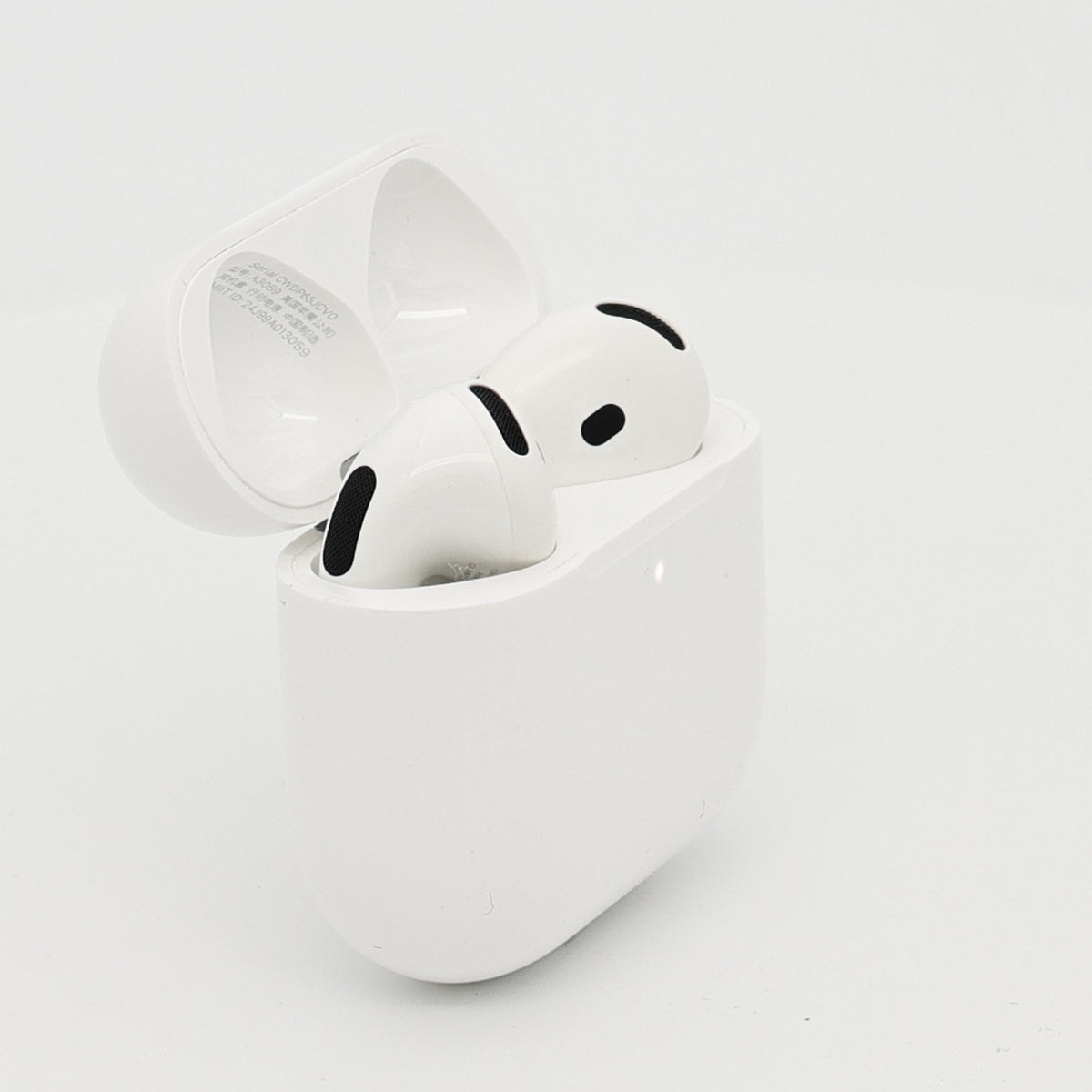 99新 Apple AirPods 4 (支持主動降噪) 白色