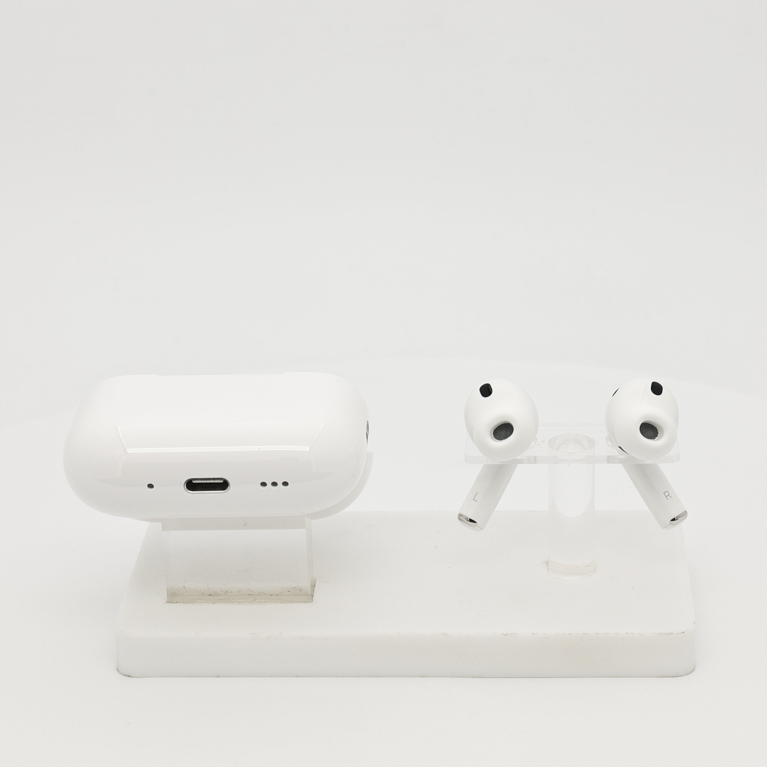 99新 Apple AirPods Pro 3 白色