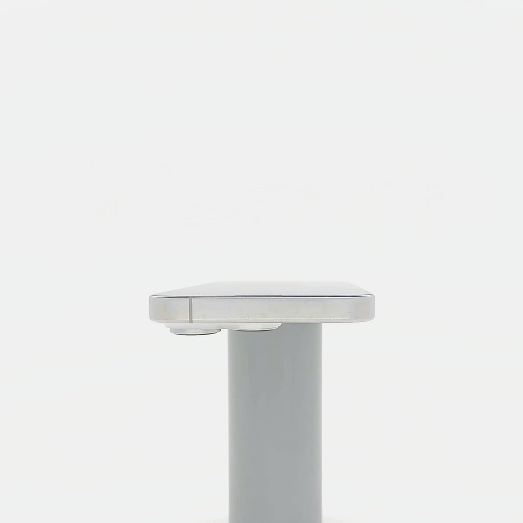 95新 Apple iPhone 16 Pro 128G 白色鈦金屬 中國大陸版