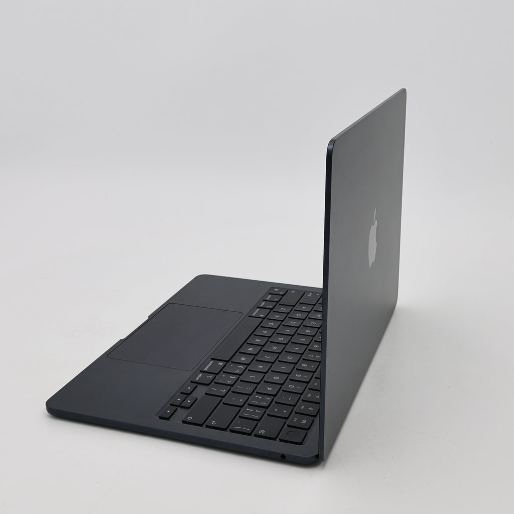 95新 Apple MacBook Air 22年 13寸 M2（8+8核） 8G RAM 256G SSD 午夜色