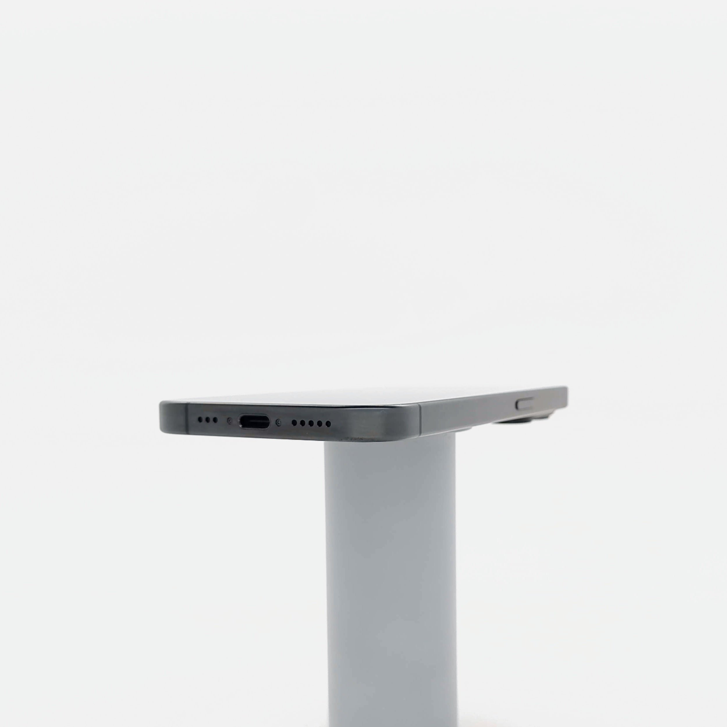 95新 Apple iPhone 15 Pro 128G 黑色鈦金屬 中國大陸版
