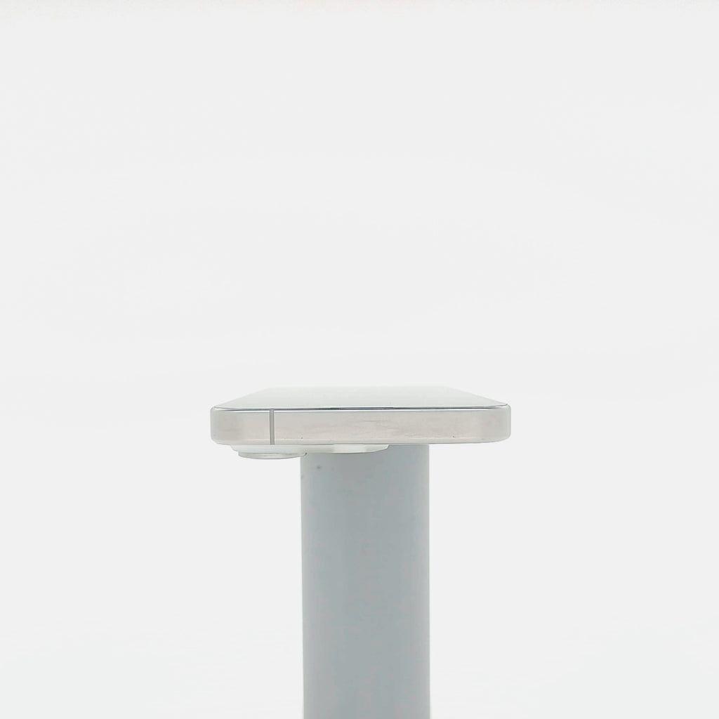 95新 Apple iPhone 15 Pro 128G 白色鈦金屬 中國大陸版