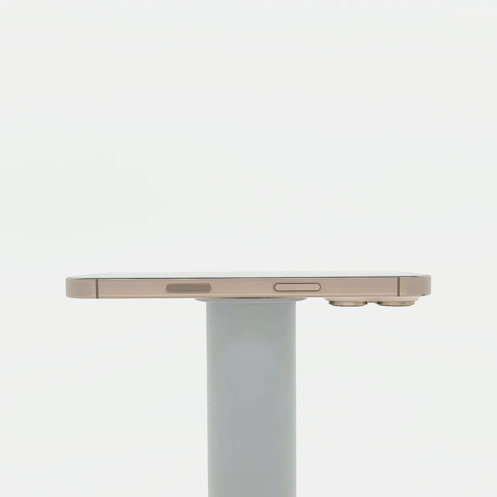 95新 Apple iPhone 16 Pro 256G 沙漠色鈦金屬 中國大陸版