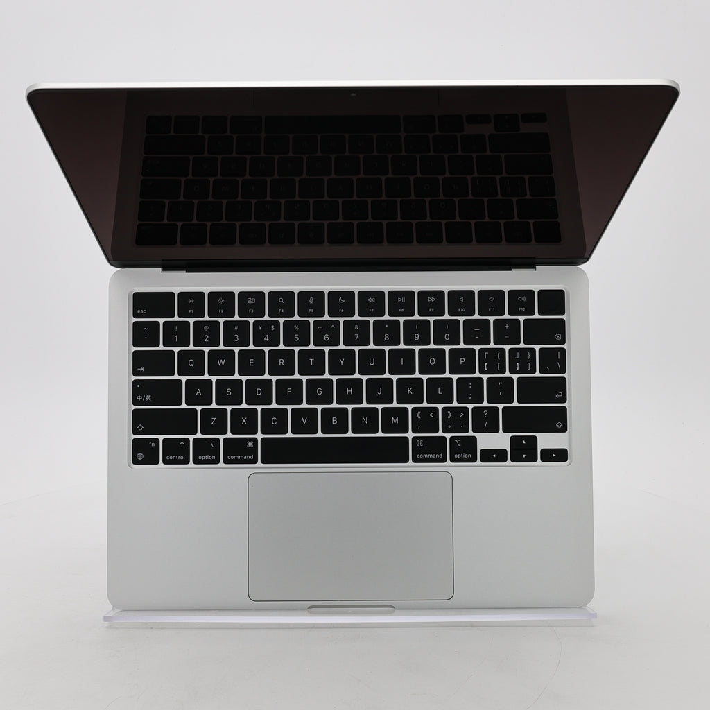 95新 Apple MacBook Air 22年 13寸 M2（8+8核） 8G RAM 256G SSD 銀色