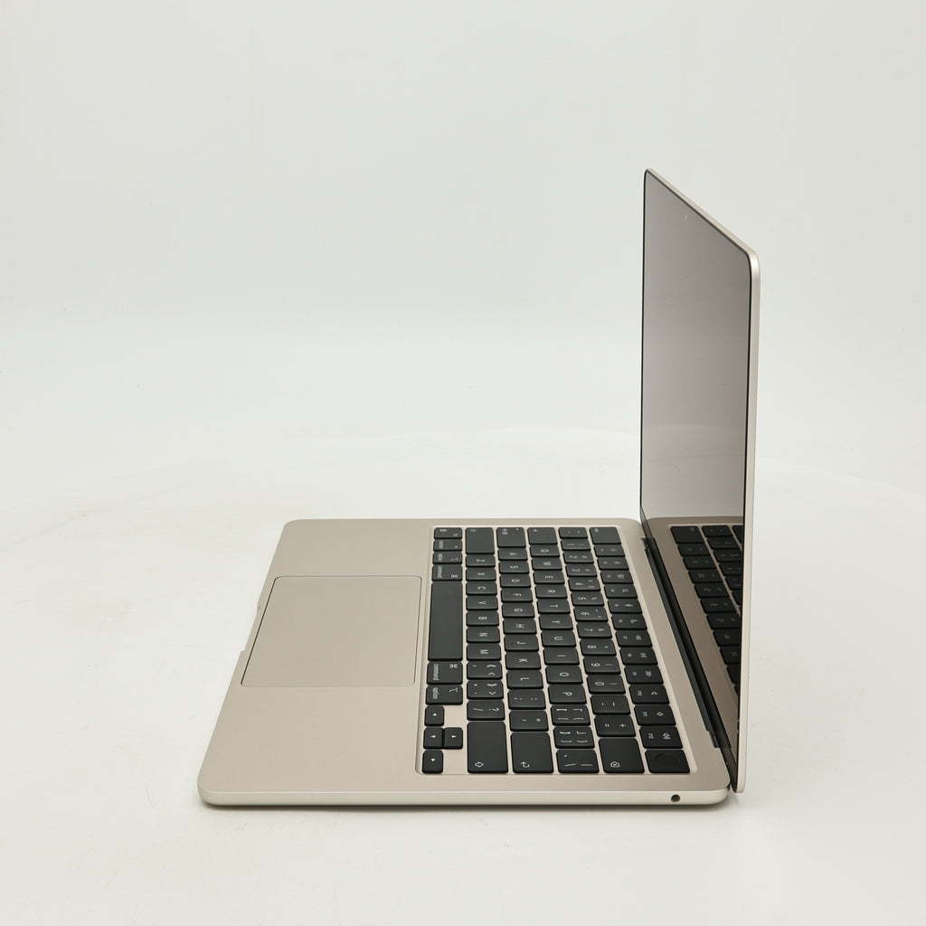 99新 Apple MacBook Air 22年 13寸 M2（8+8核） 8G RAM 256G SSD 星光色