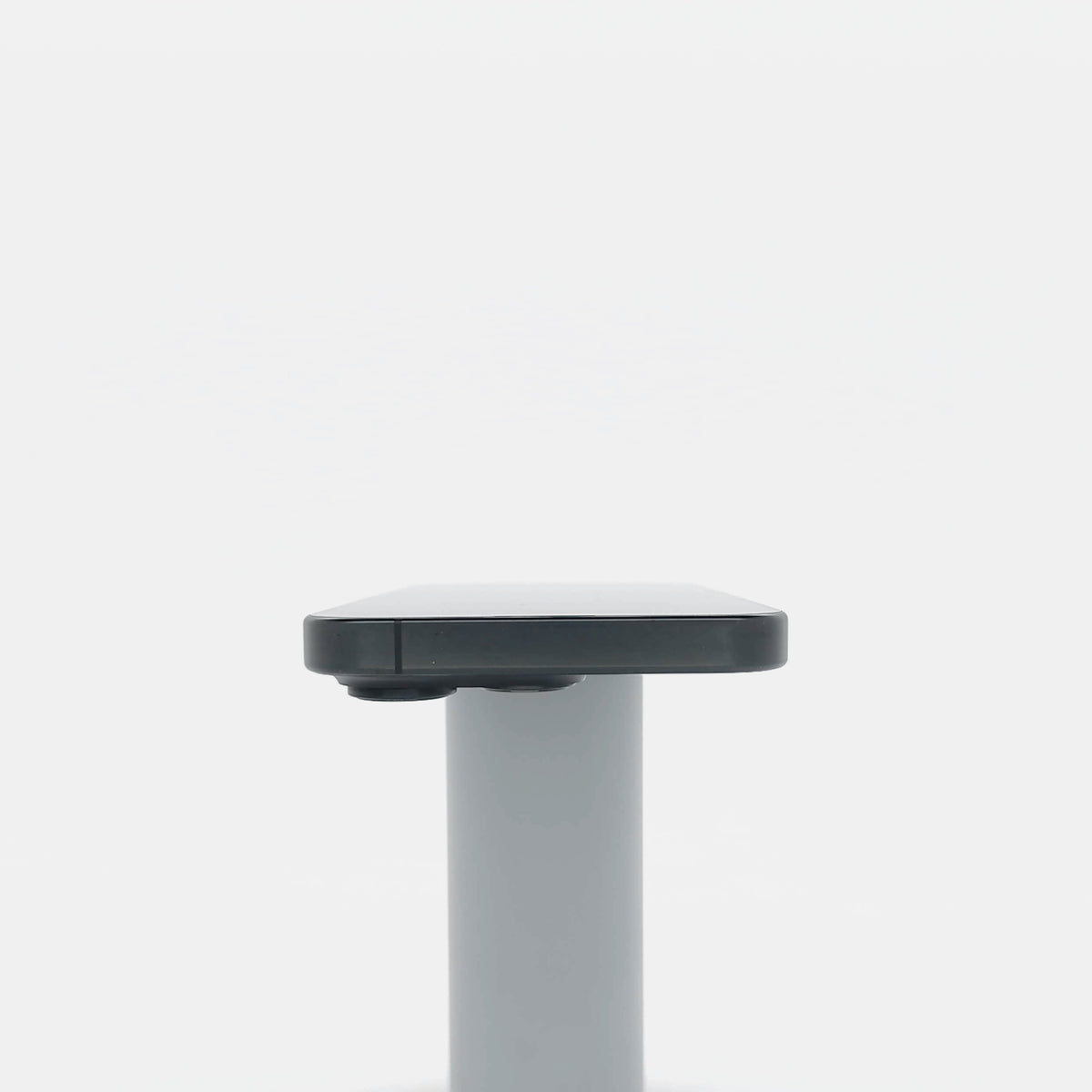 95新 Apple iPhone 16 Pro 128G 黑色鈦金屬 中國大陸版