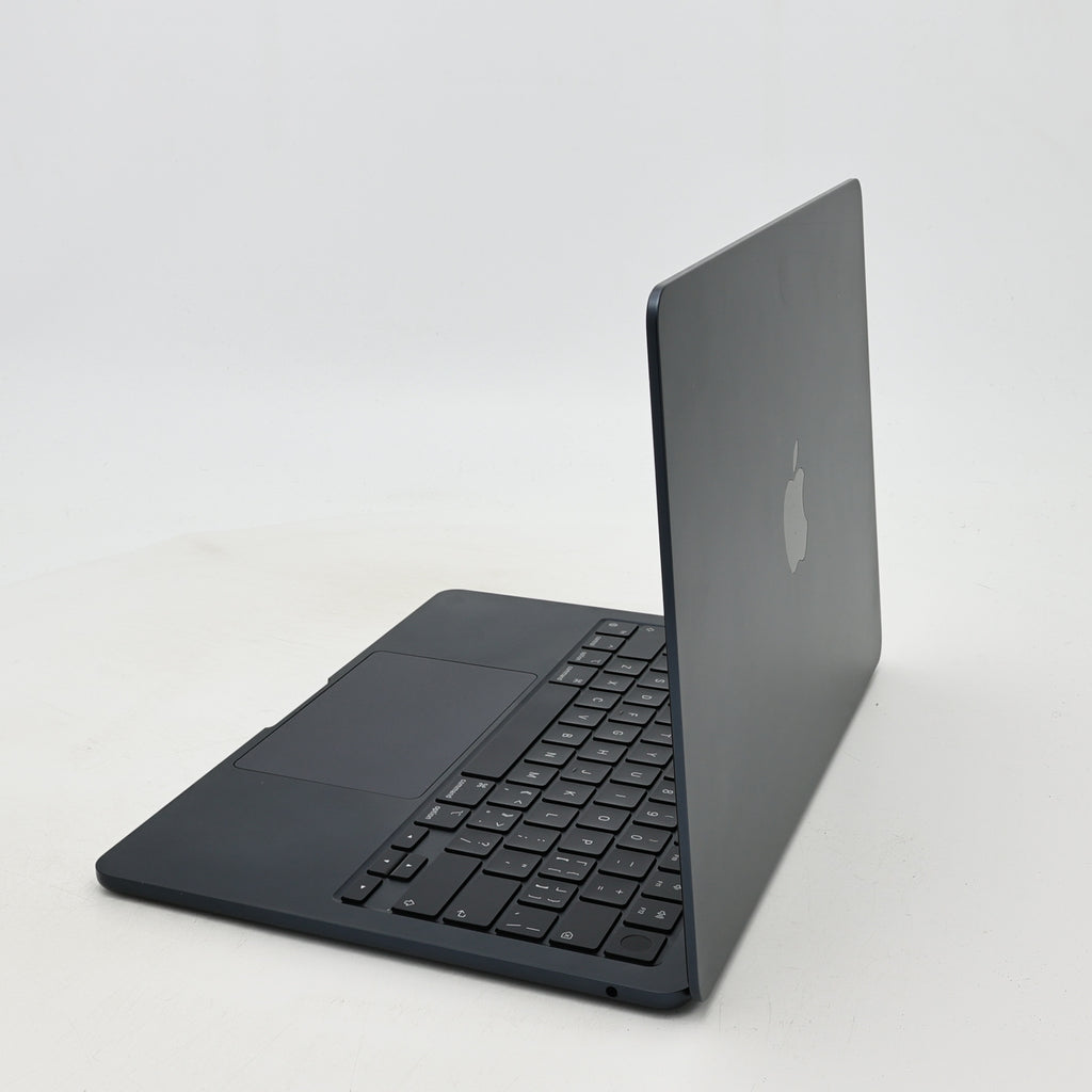 95新 Apple MacBook Air 22年 13寸 M2（8+8核） 8G RAM 256G SSD 午夜色