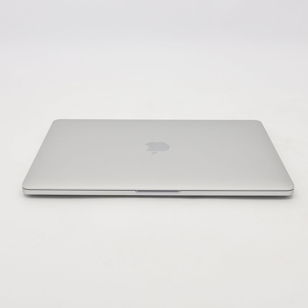 95新 Apple MacBook Pro 22年 13寸 M2（8+10核） 8G RAM 512G SSD 銀色