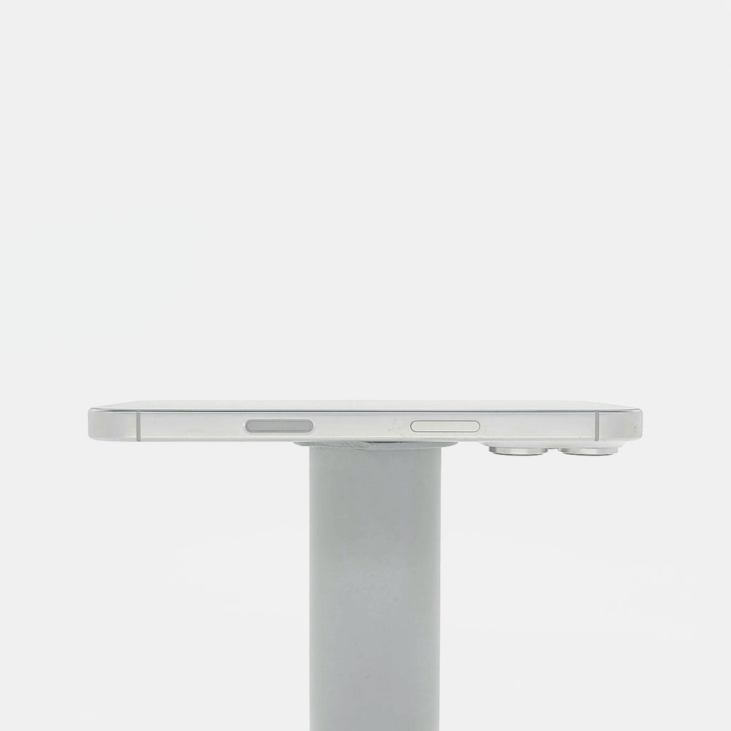 95新 Apple iPhone 16 Pro 128G 白色鈦金屬 中國大陸版