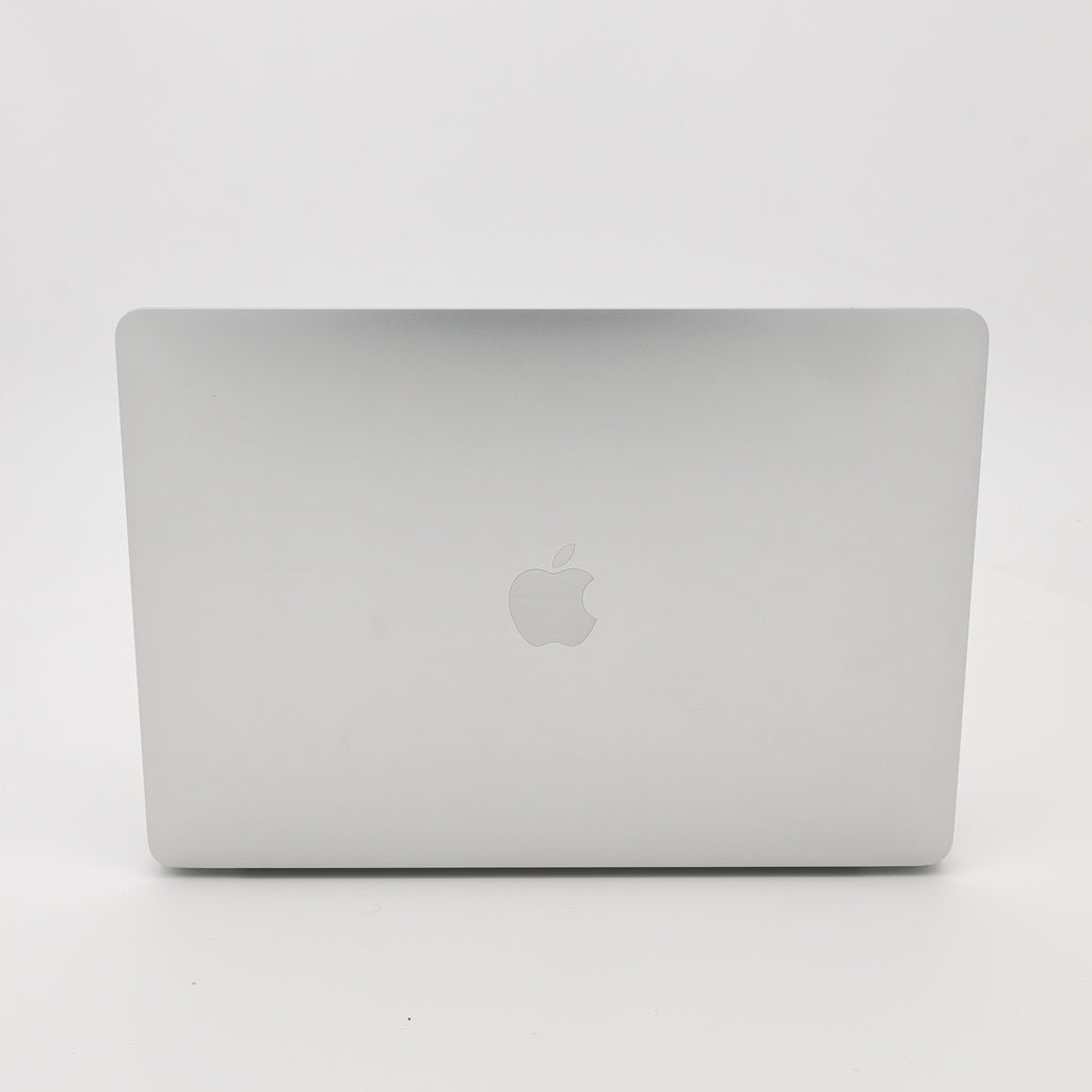 95新 Apple MacBook Pro 22年 13寸 M2（8+10核） 8G RAM 512G SSD 銀色
