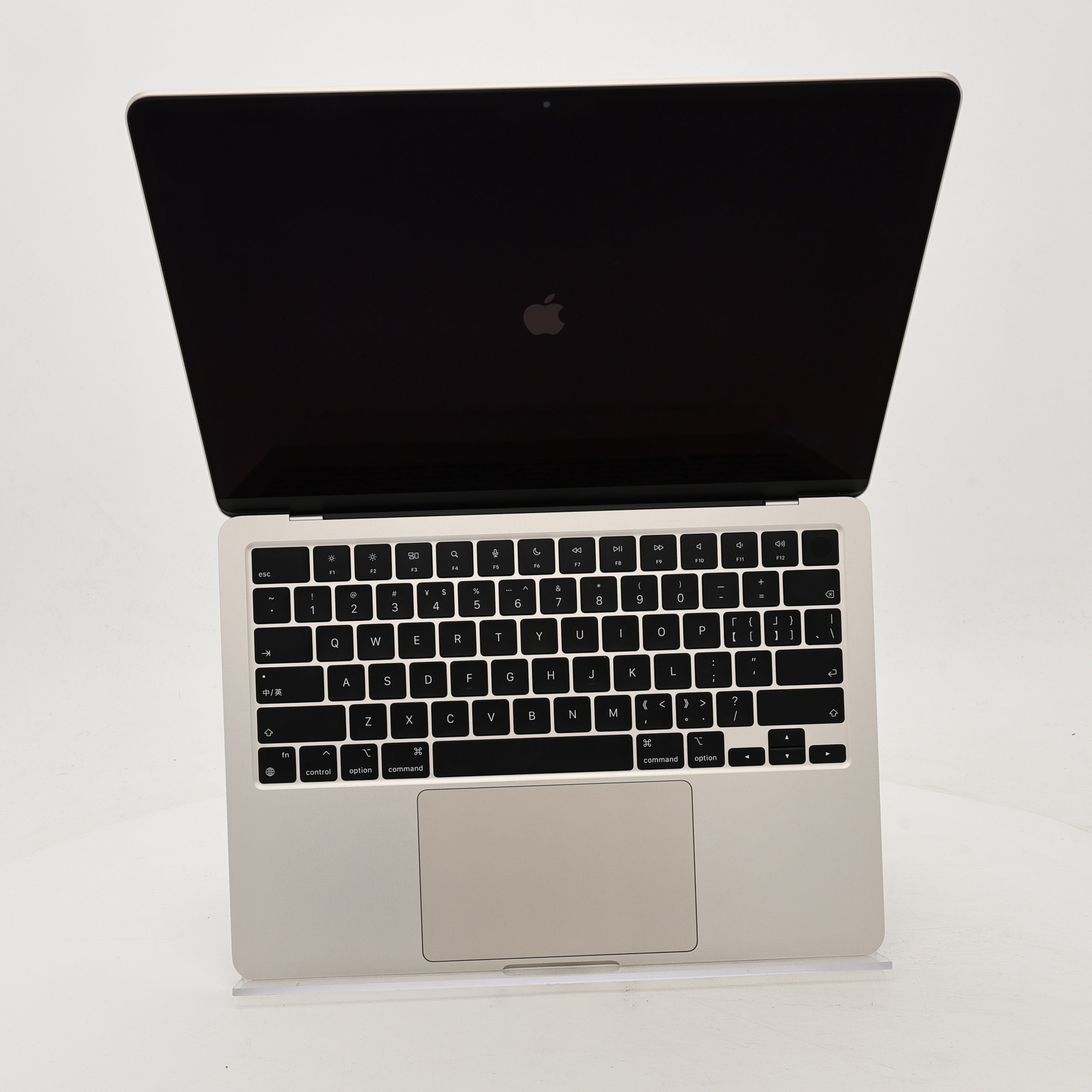 95新 Apple MacBook Air 22年 13寸 M2（8+10核） 16G RAM 256G SSD 星光色