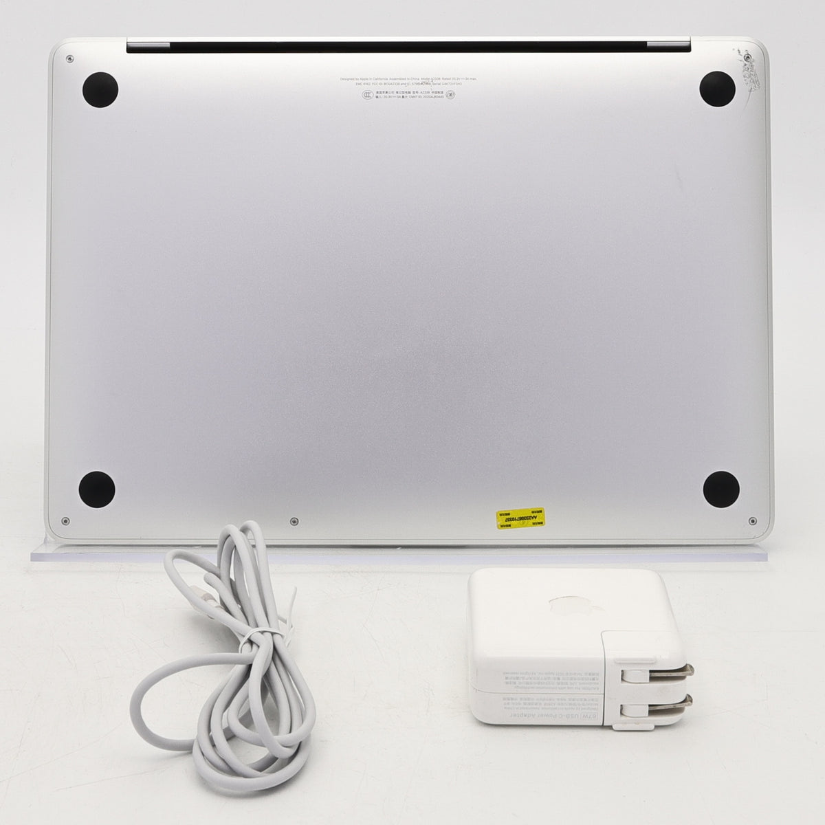 95新 Apple MacBook Pro 22年 13寸 M2（8+10核） 8G RAM 512G SSD 銀色