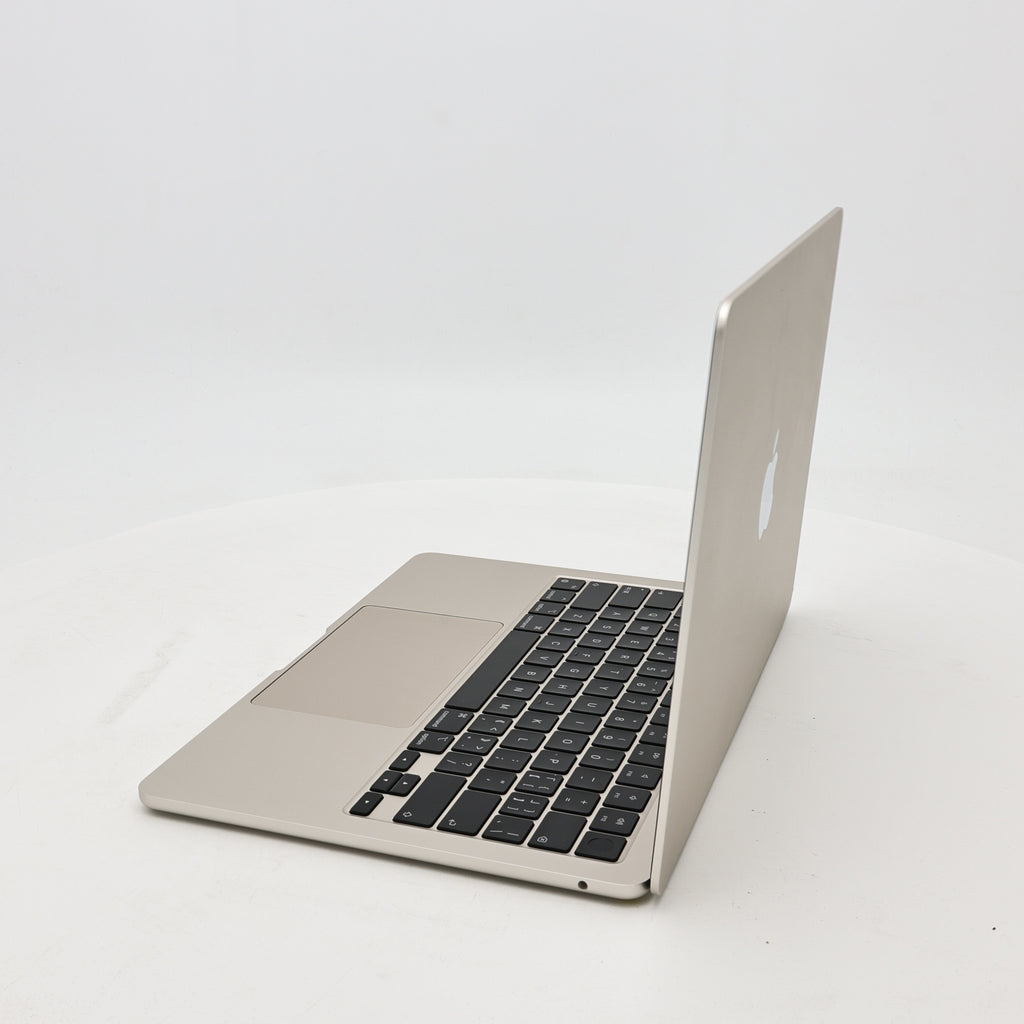 95新 Apple MacBook Air 22年 13寸 M2（8+8核） 16G RAM 256G SSD 星光色