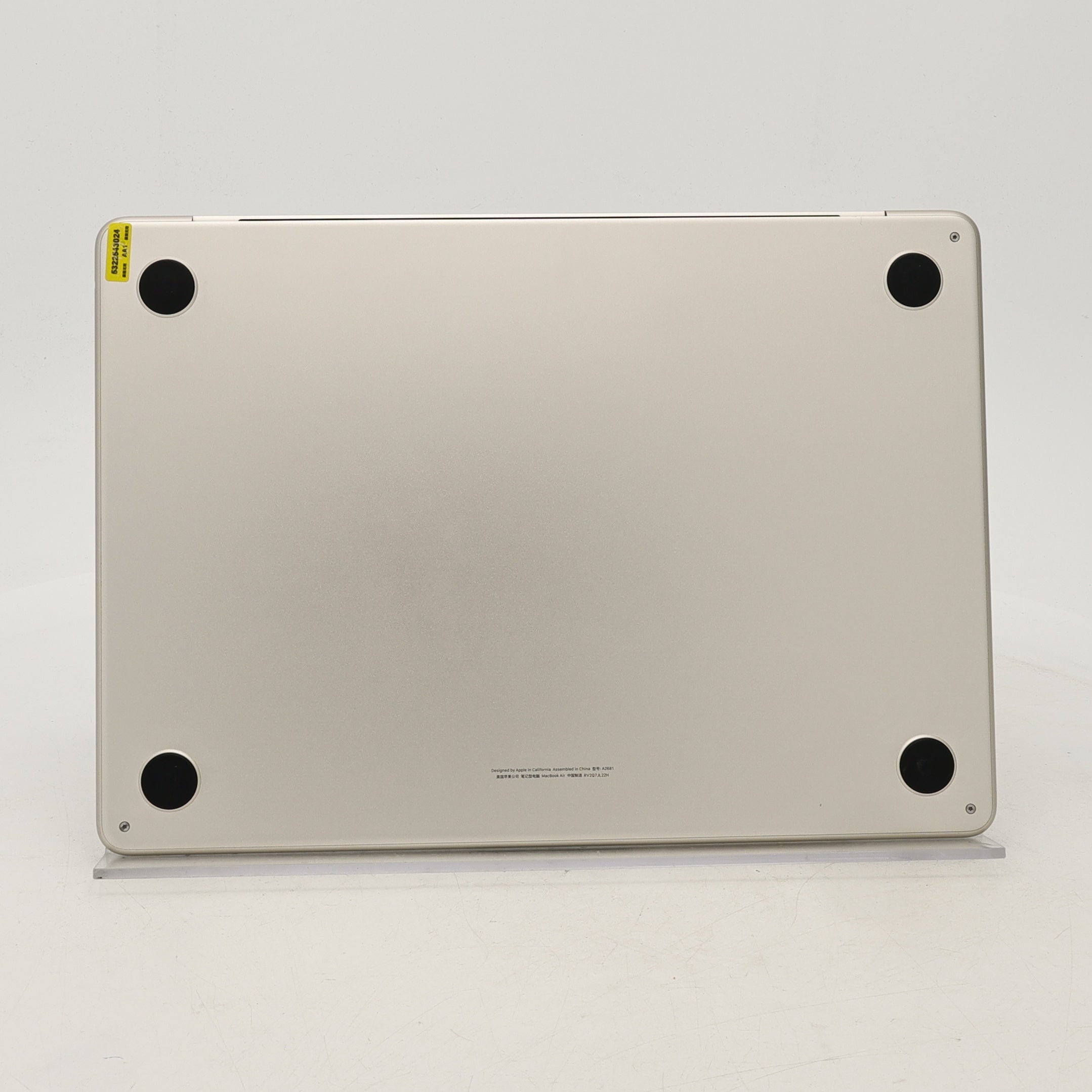 95新 Apple MacBook Air 22年 13寸 M2（8+8核） 16G RAM 256G SSD 星光色