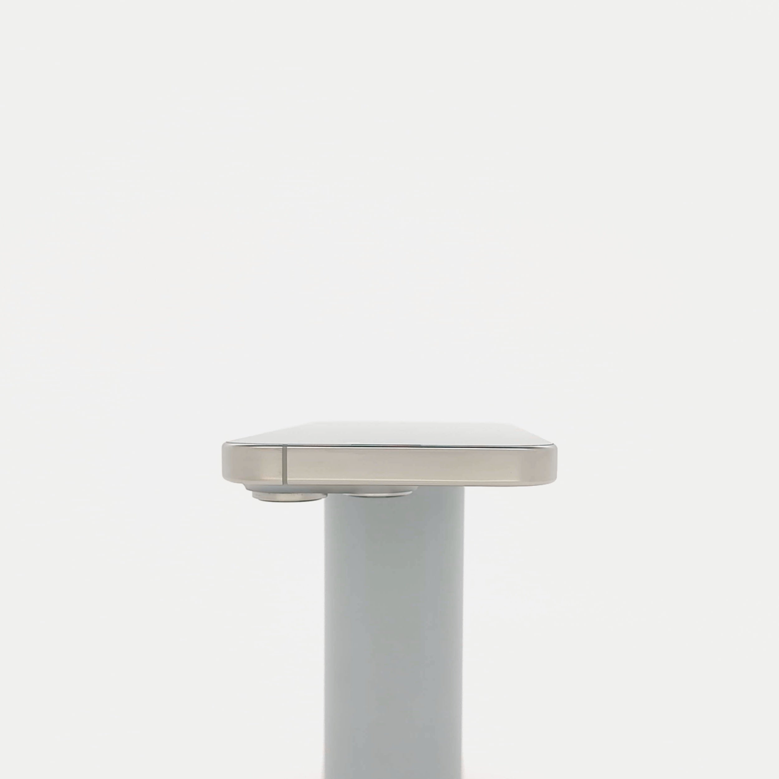 95新 Apple iPhone 16 Pro 128G 原色鈦金屬 中國大陸版