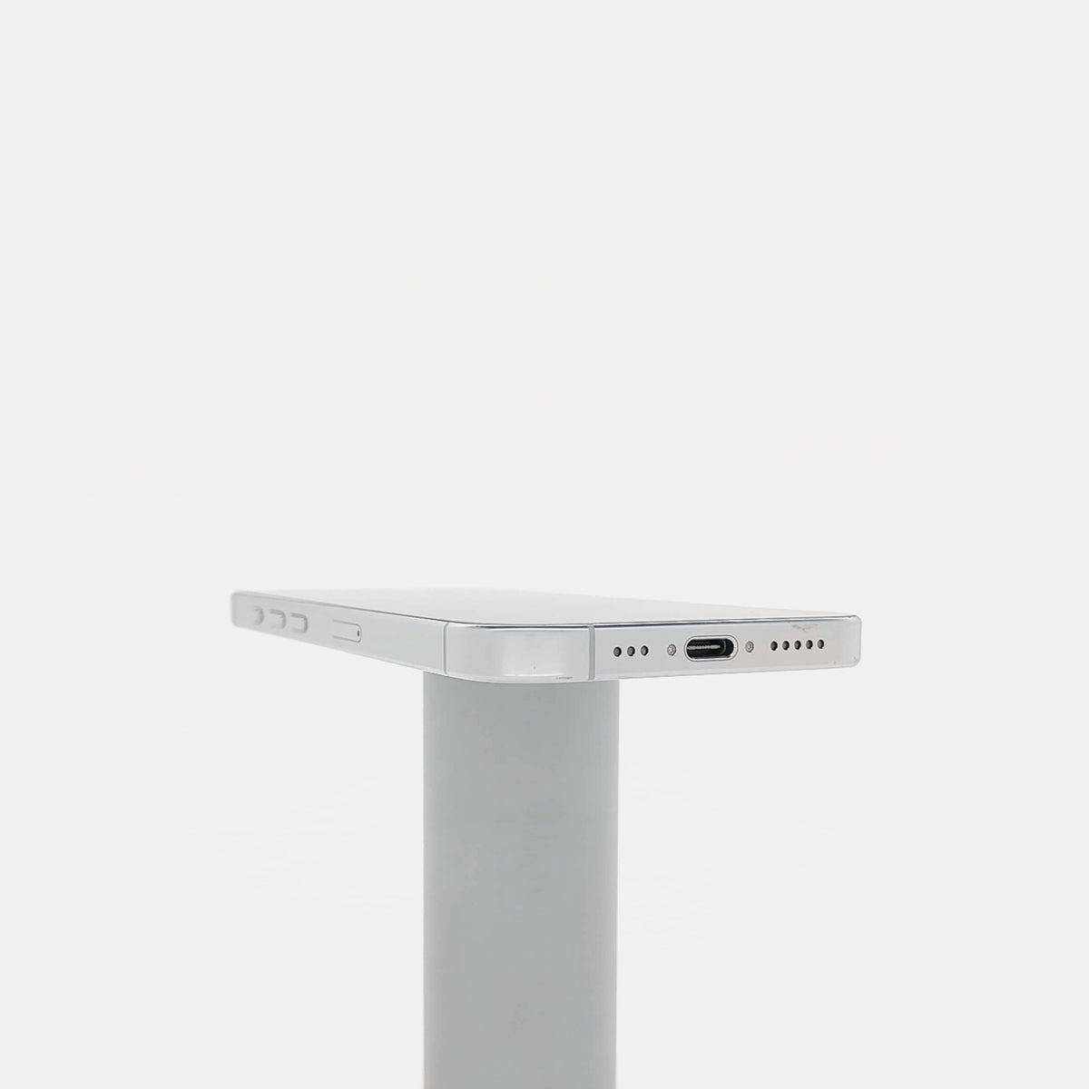 95新 Apple iPhone 16 Pro 128G 白色鈦金屬 中國大陸版