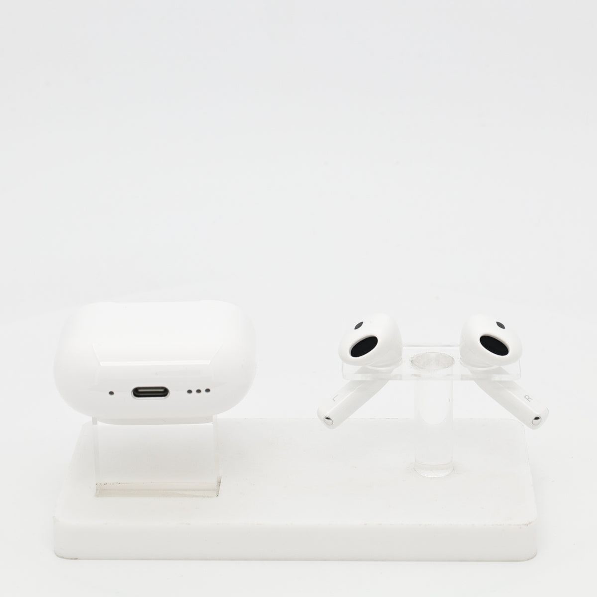 99新 Apple AirPods 5 白色