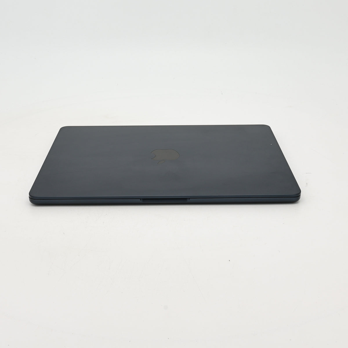 95新 Apple MacBook Air 22年 13寸 M2（8+8核） 16G RAM 256G SSD 午夜色